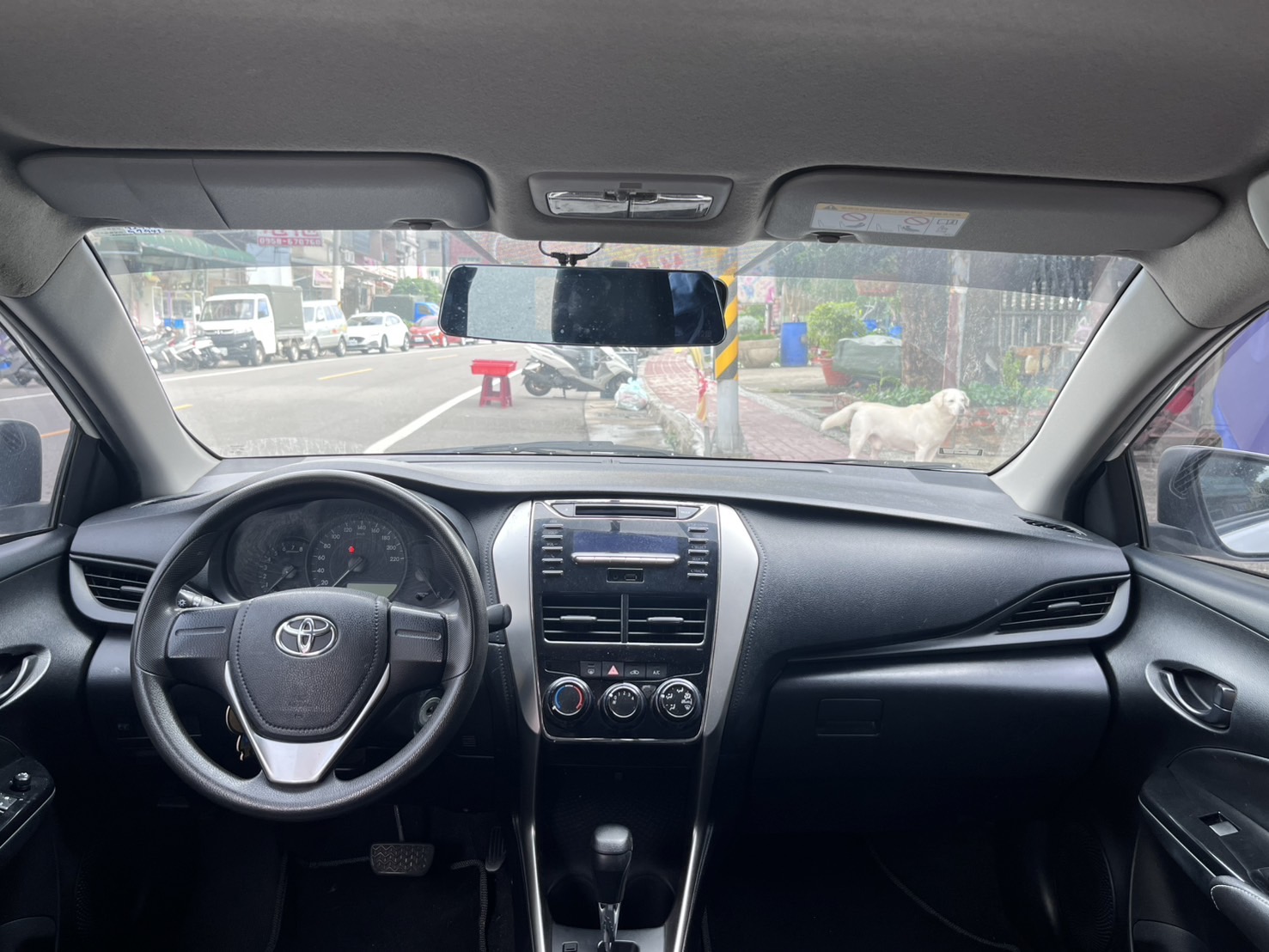 TOYOTA VIOS 1.5L 豪華 2019 Image 8