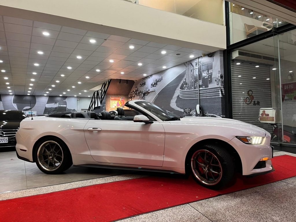 Ford MUSTANG 2.3 EcoBoost 2016 Image 3
