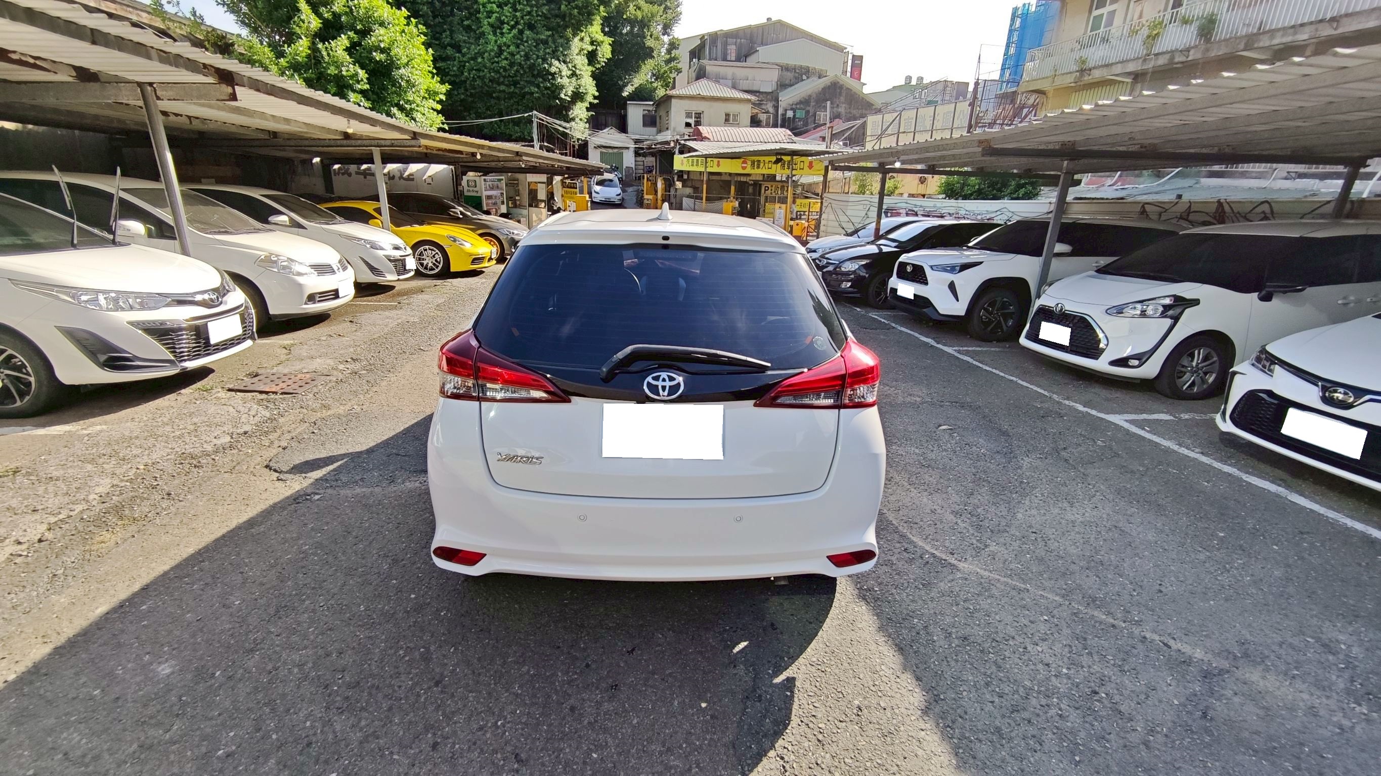 TOYOTA YARIS  2018 Image 5