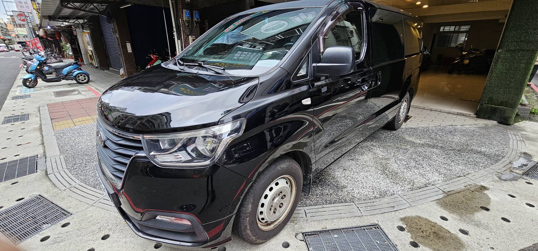 Hyundai STAREX 2.5L 尊貴 2019 Image 2