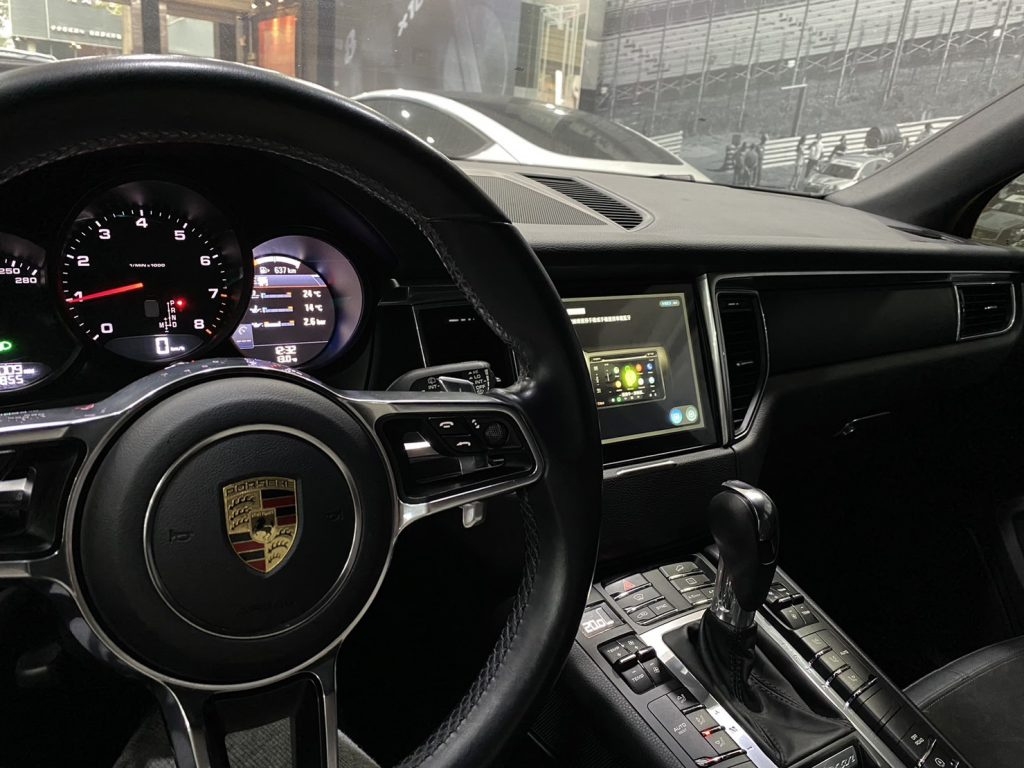 Porsche Macan 2.0T 2015 Image 9