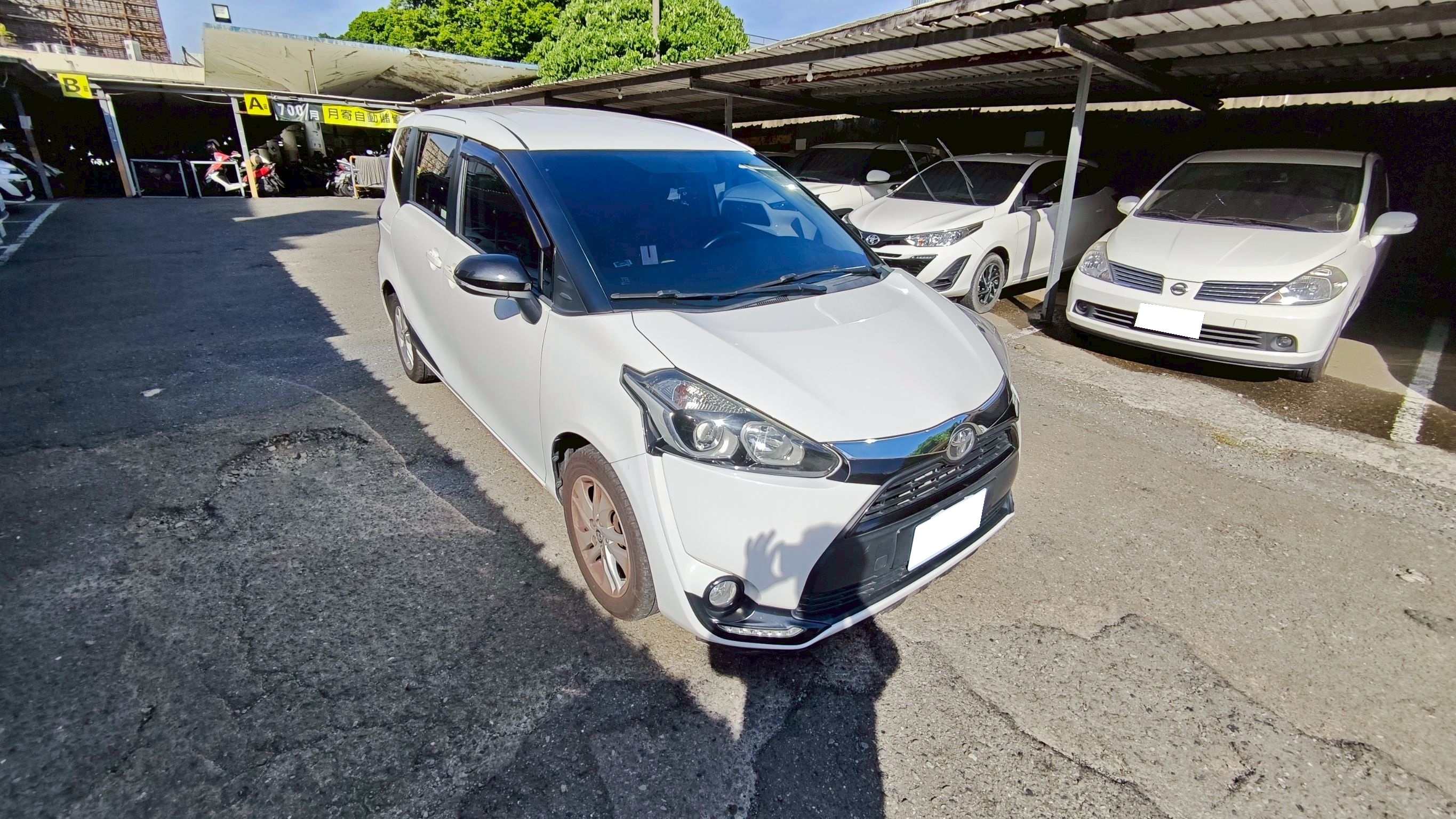 TOYOTA SIENTA 2019 Image 1