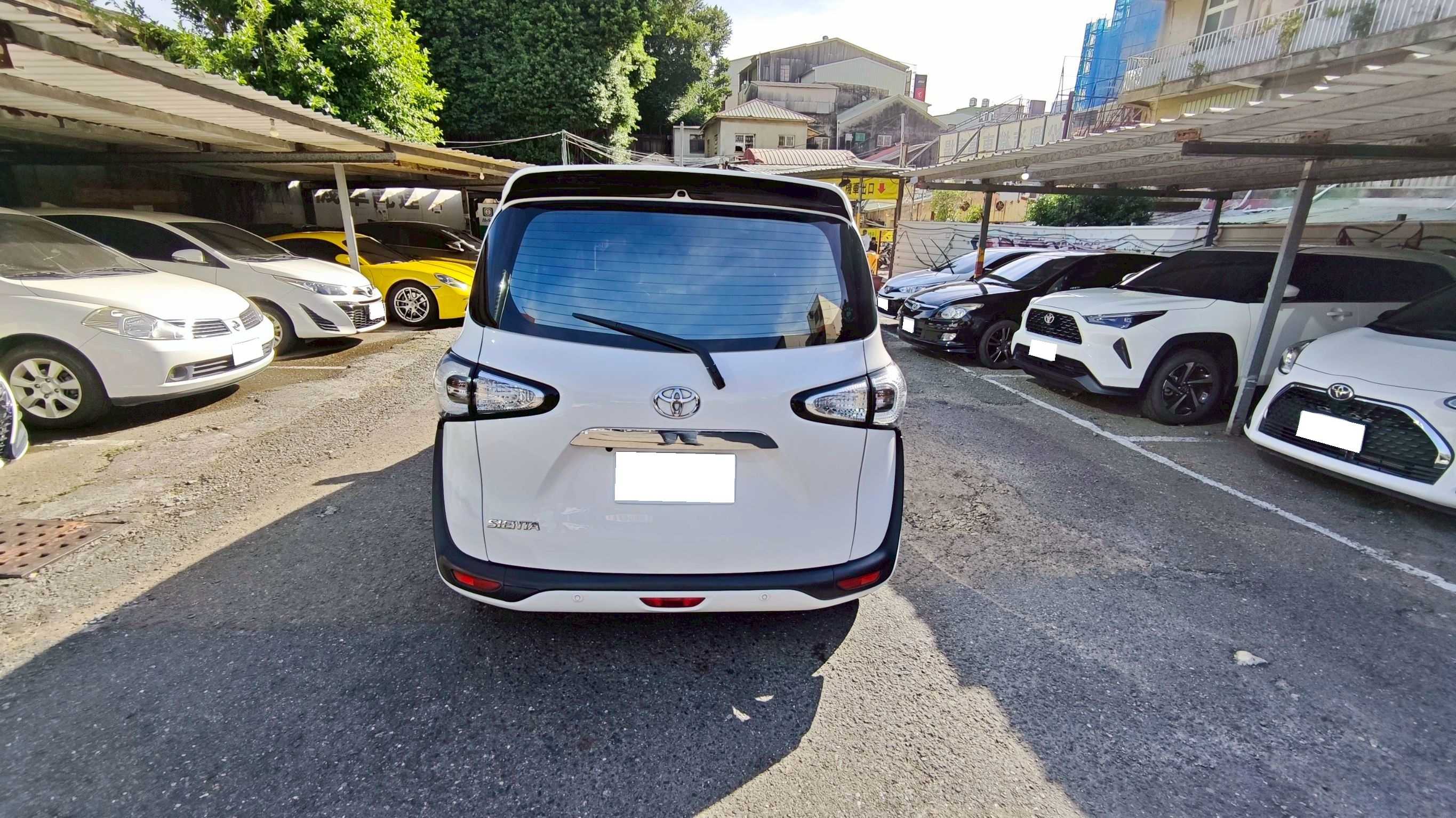 TOYOTA SIENTA 2019 Image 4
