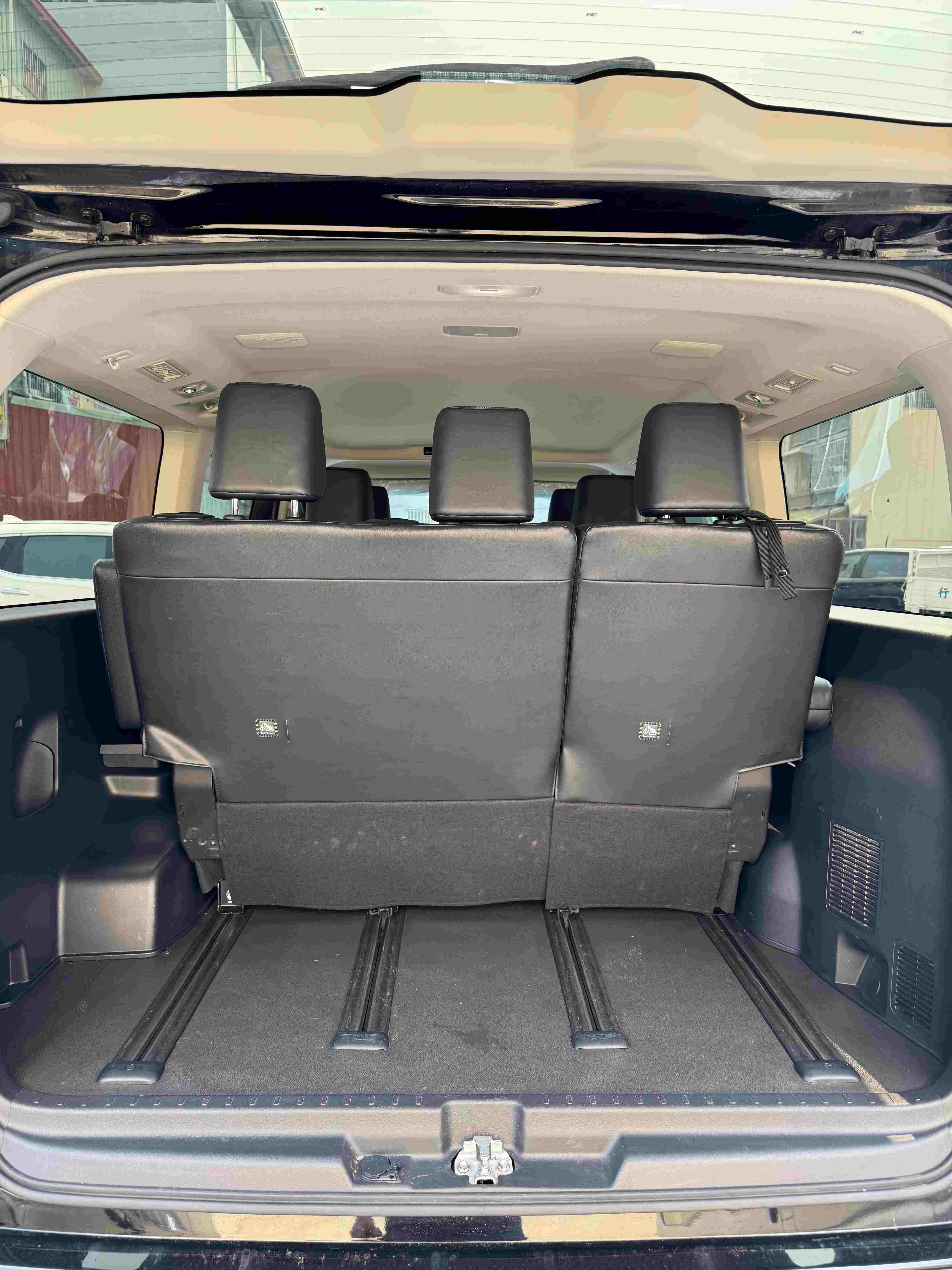 TOYOTA GRANVIA 2.8L 2023 Image 2