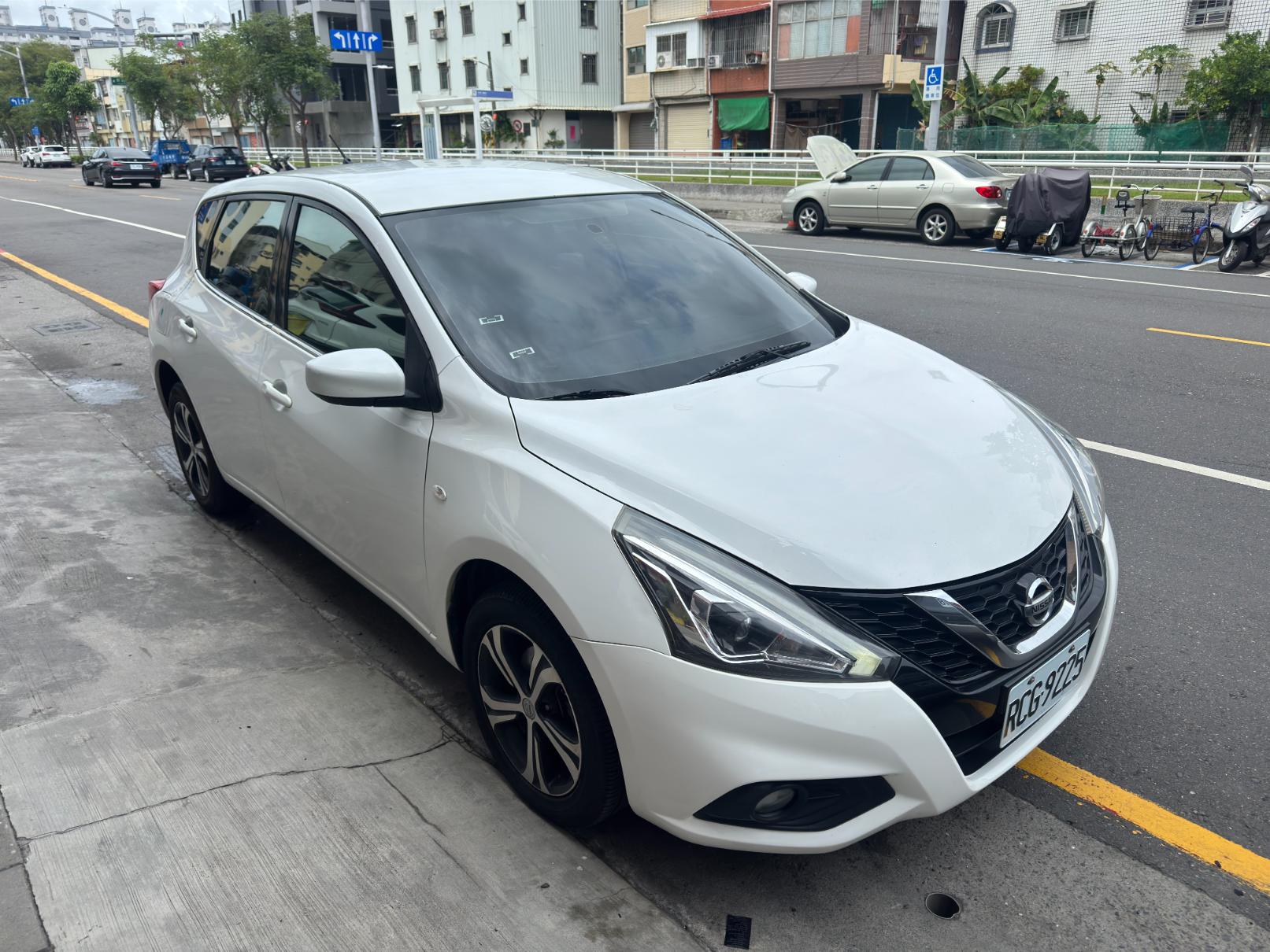 NISSAN TIIDA 1.5L 2018 Image 1