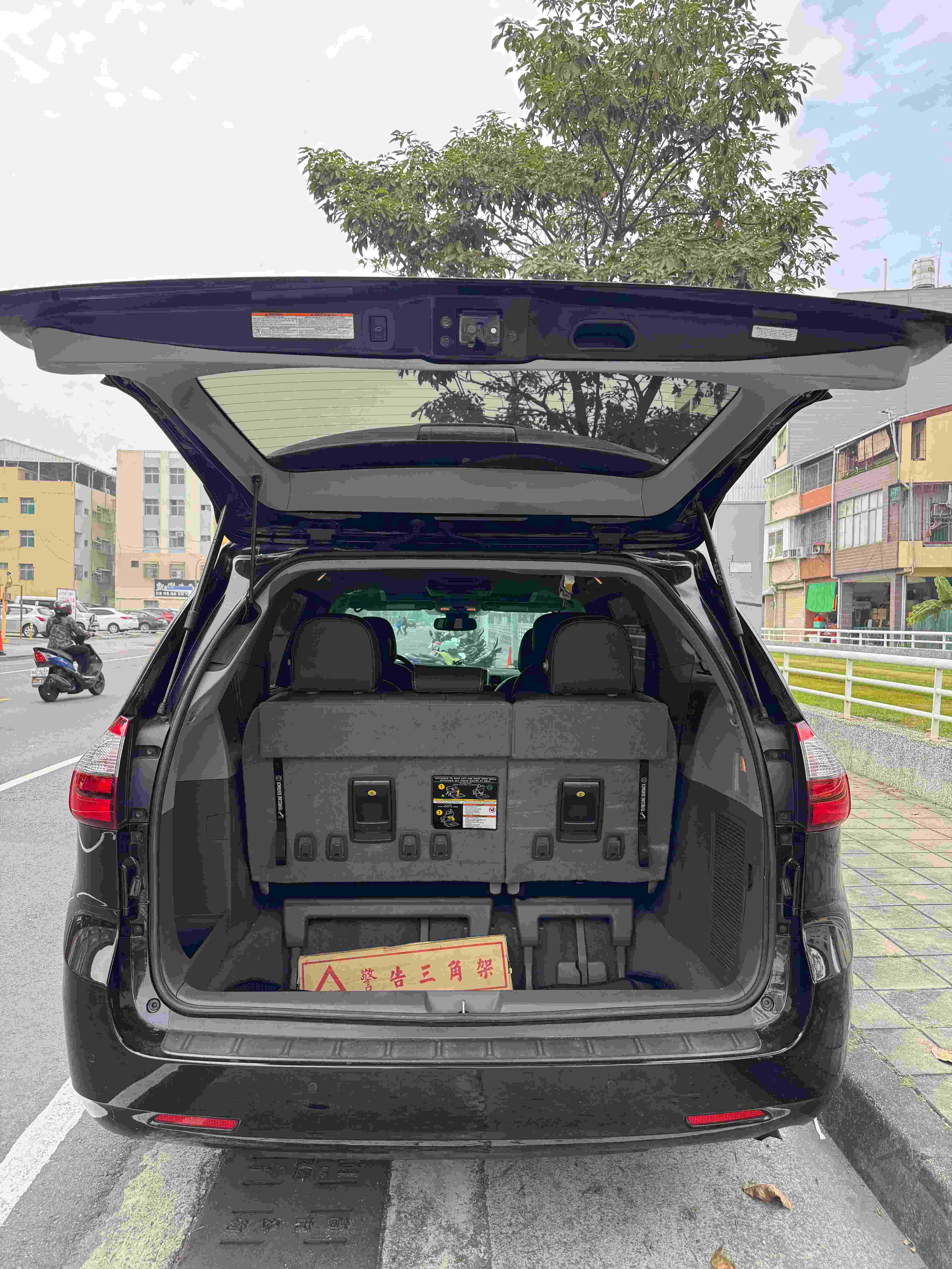 TOYOTA SIENNA 3.5L 2020 Image 4