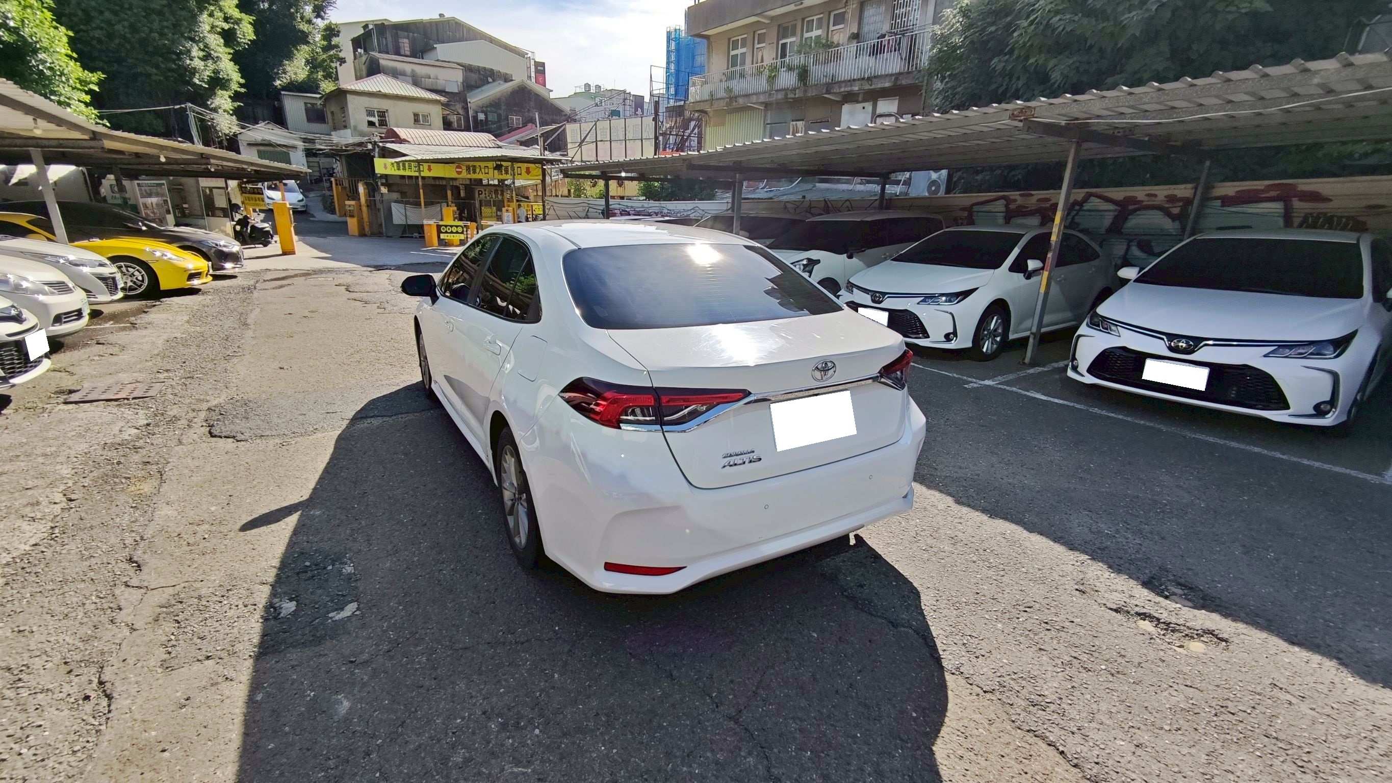 TOYOTA ALTIS 2020 Image 4