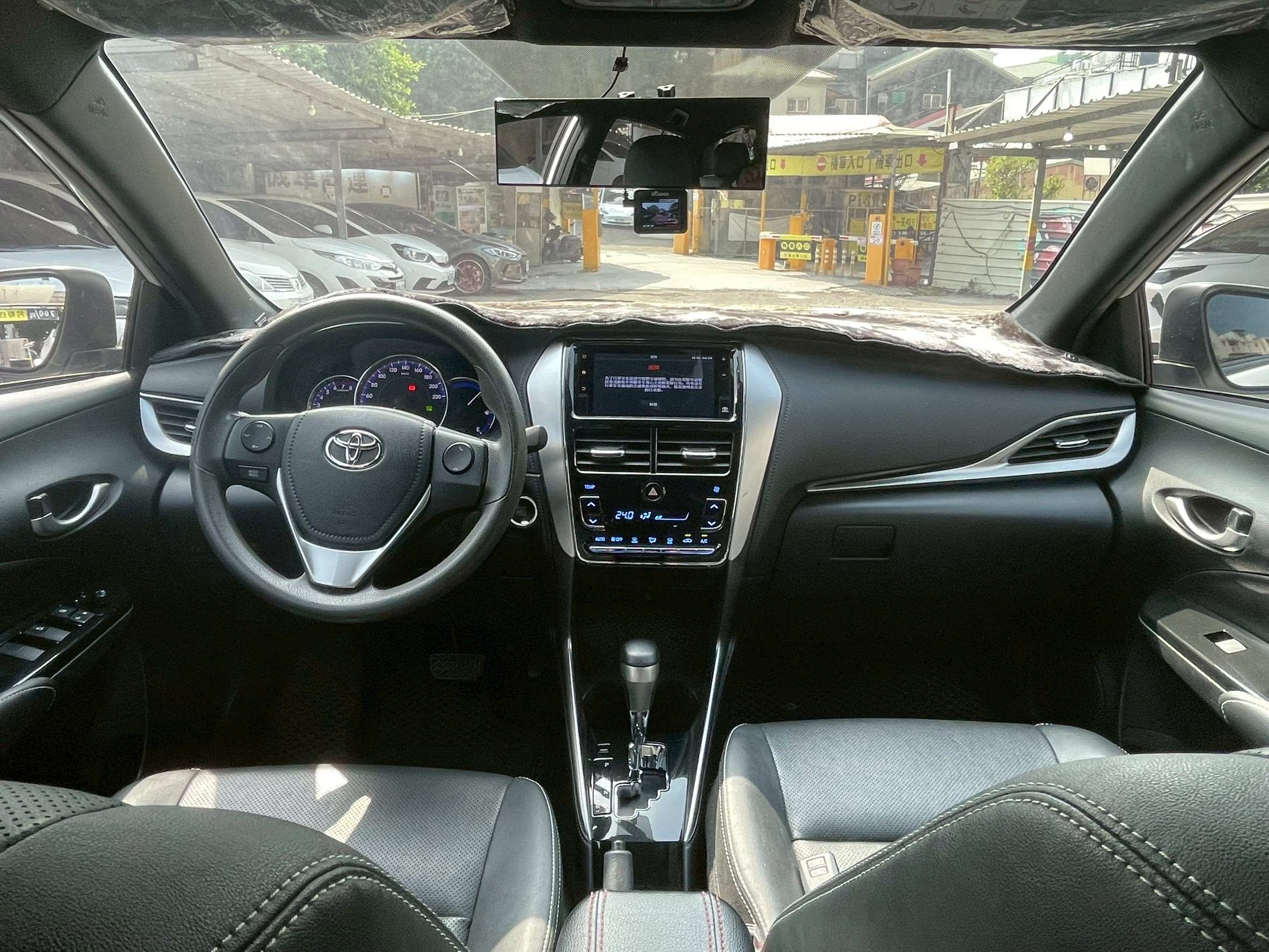 TOYOTA YARIS 1.5版 2020 Image 9