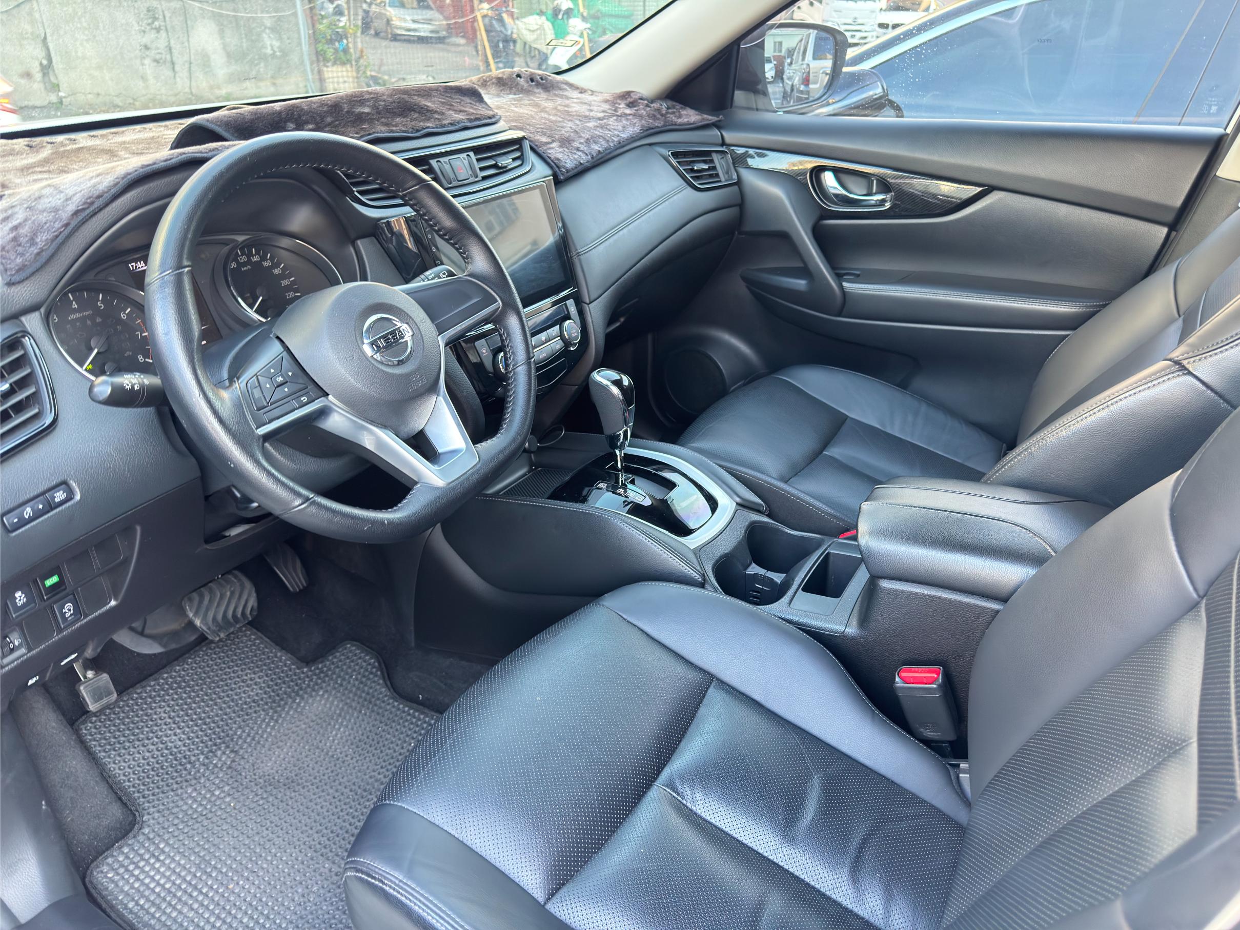 NISSAN X-TRAIL 2L 2023 Image 3