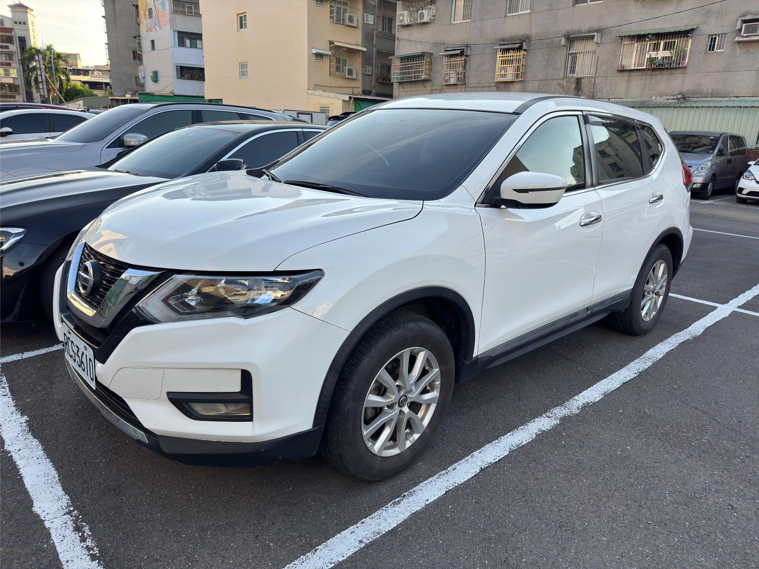 NISSAN X-TRAIL 2L 2023 Image 0