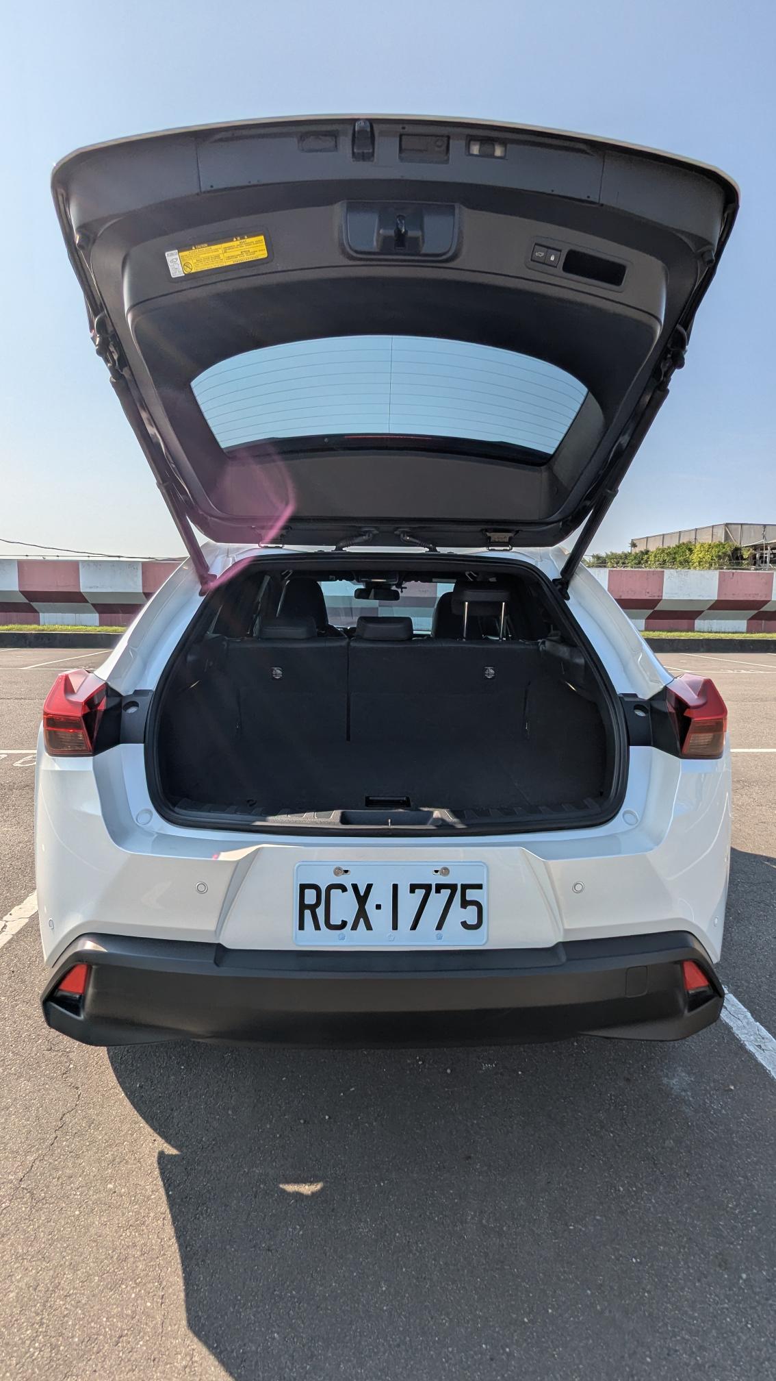 LEXUS UX250H 2.0L豪華 2021 Image 8