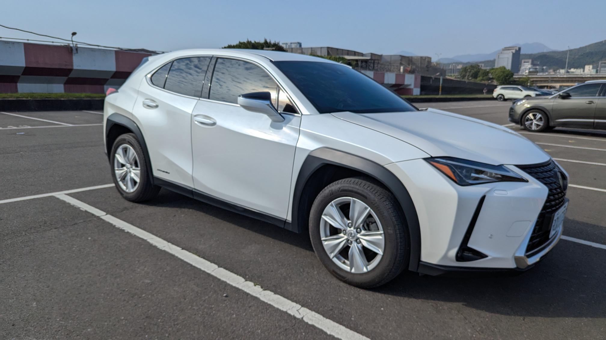 LEXUS UX250H 2.0L豪華 2021 Image 2