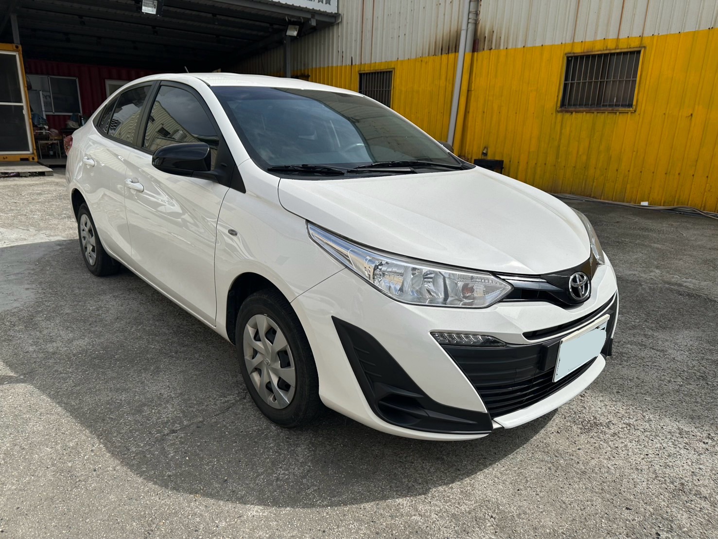 TOYOTA VIOS 1.5L 豪華 2023 Image 1