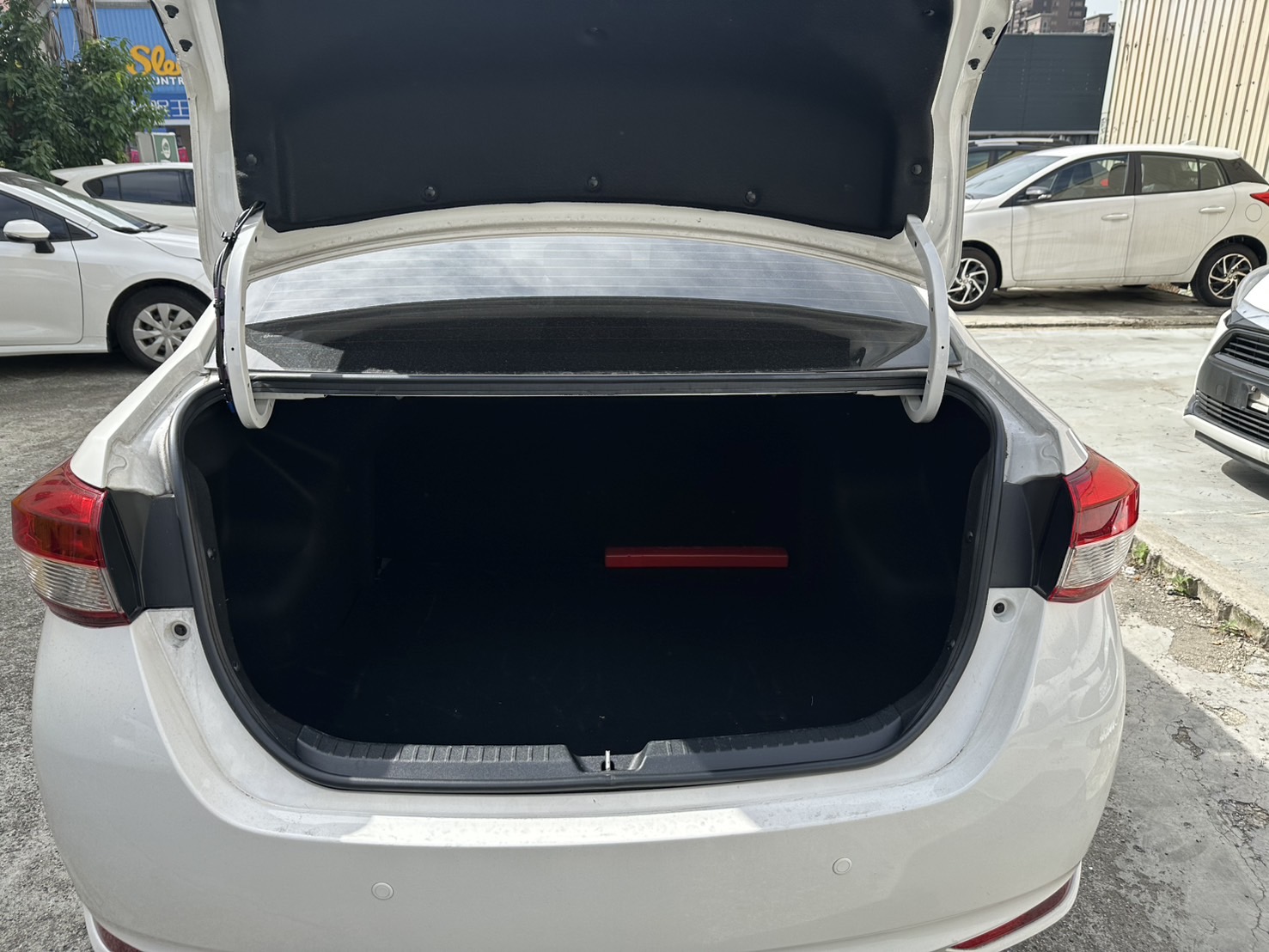 TOYOTA VIOS 1.5L 豪華 2023 Image 11