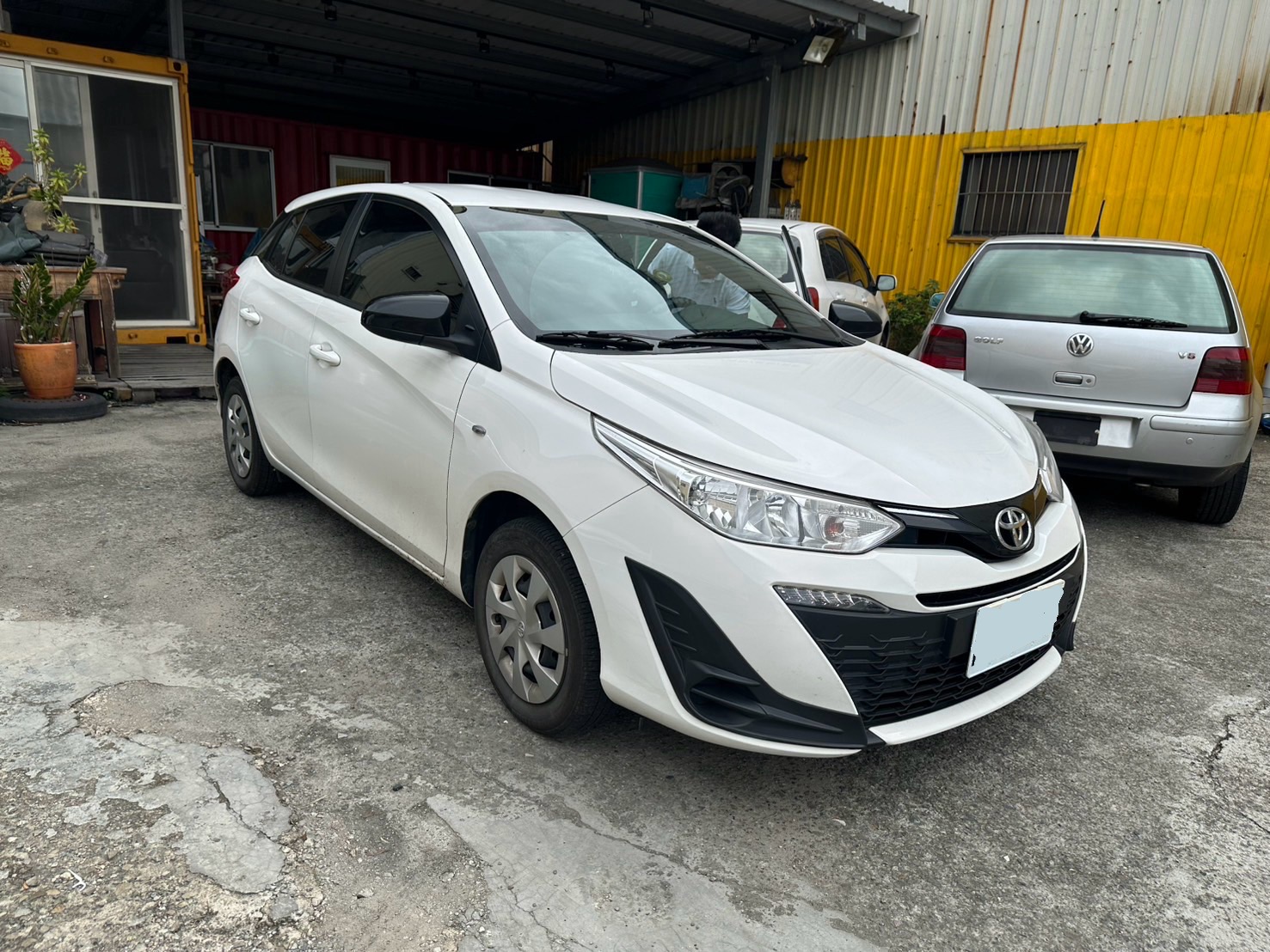 TOYOTA YARIS 1.5L 豪華 2023 Image 1