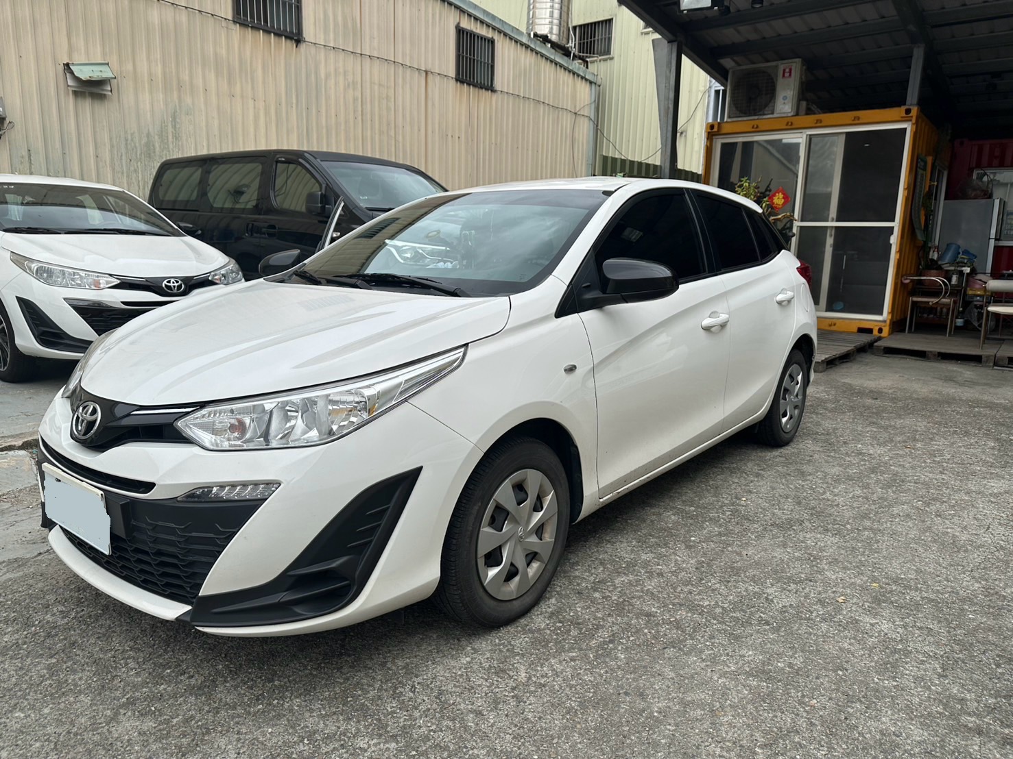 TOYOTA YARIS 1.5L 豪華 2023 Image 2