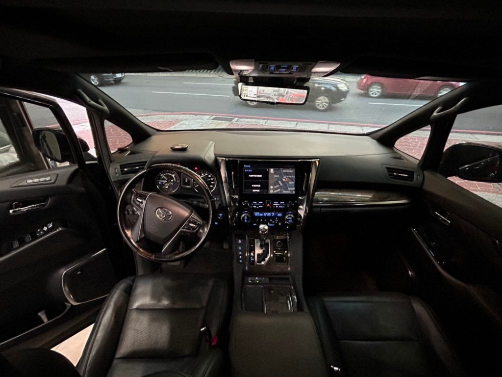 TOYOTA ALPHARD 星空版 2015 Image 4