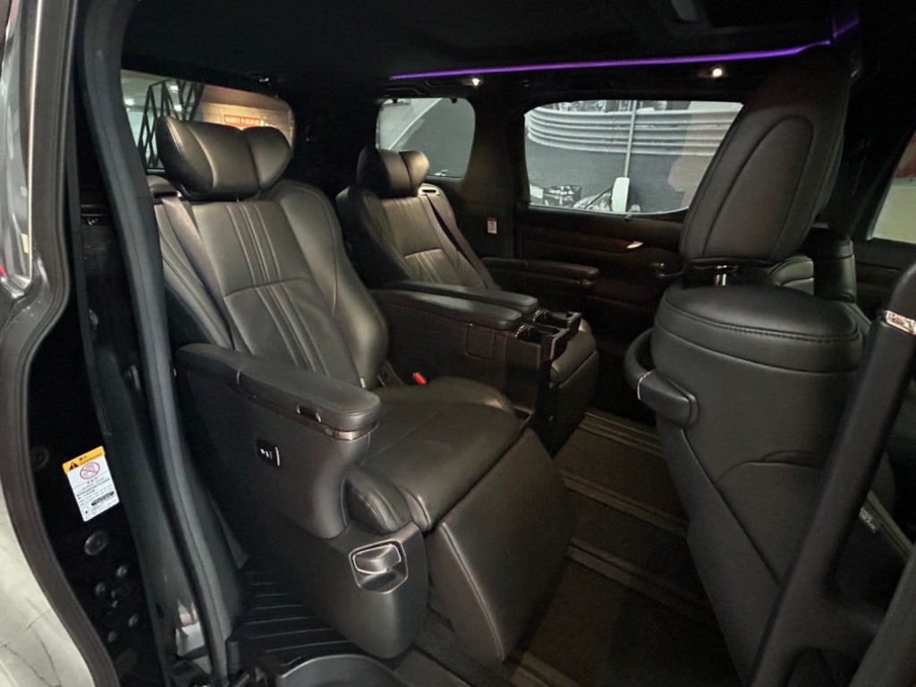 TOYOTA ALPHARD 星空版 2015 Image 8