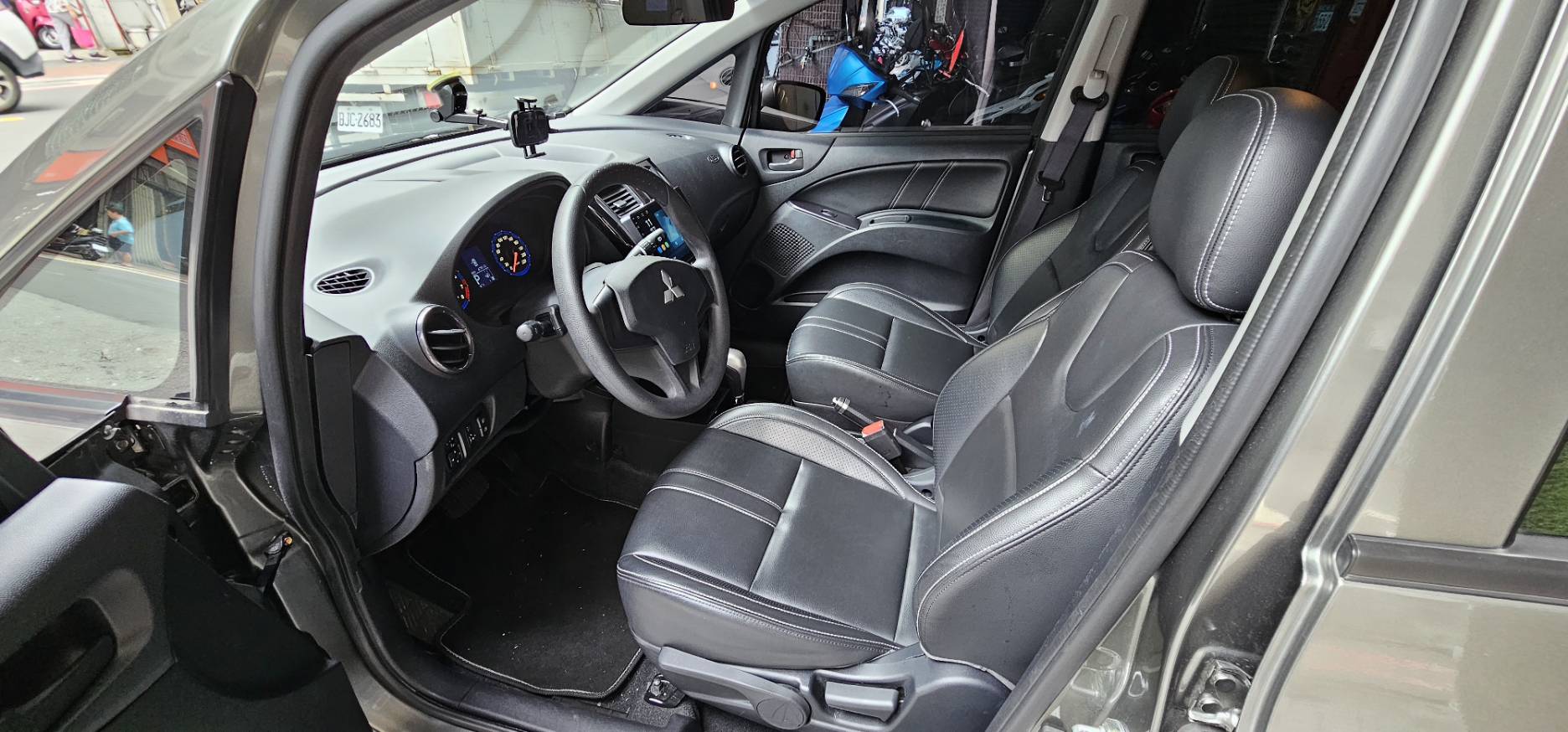 MITSUBISHI COLTPLUS 1.5L 享樂 2023 Image 8