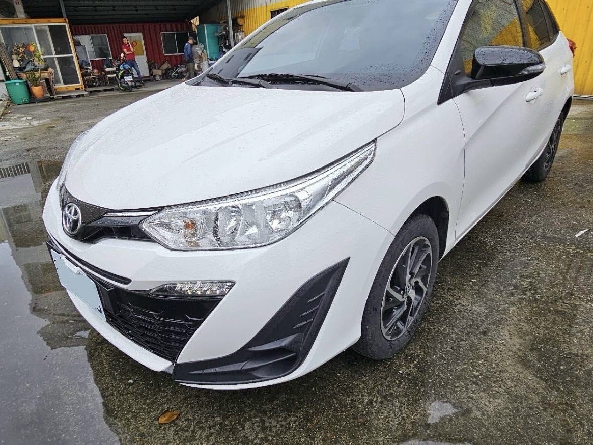 TOYOTA YARIS 1.5L 豪華 2023 Image 1