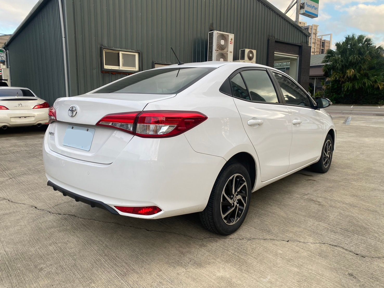 TOYOTA VIOS 1.5L 豪華 2023 Image 4