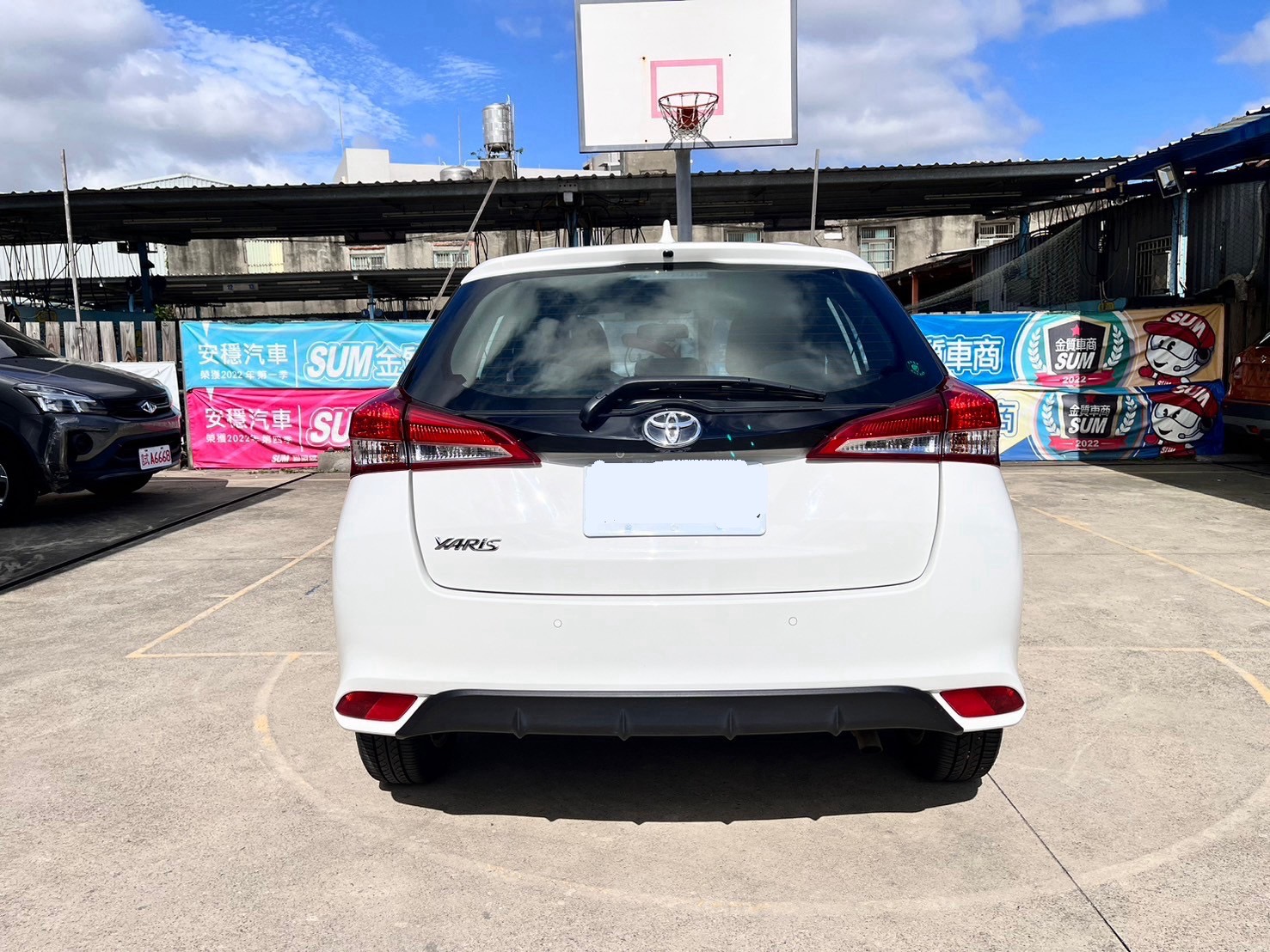 TOYOTA YARIS 1.5L 豪華 2023 Image 5