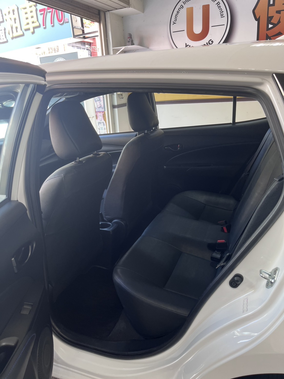 TOYOTA YARIS 1.5L 豪華 2023 Image 10