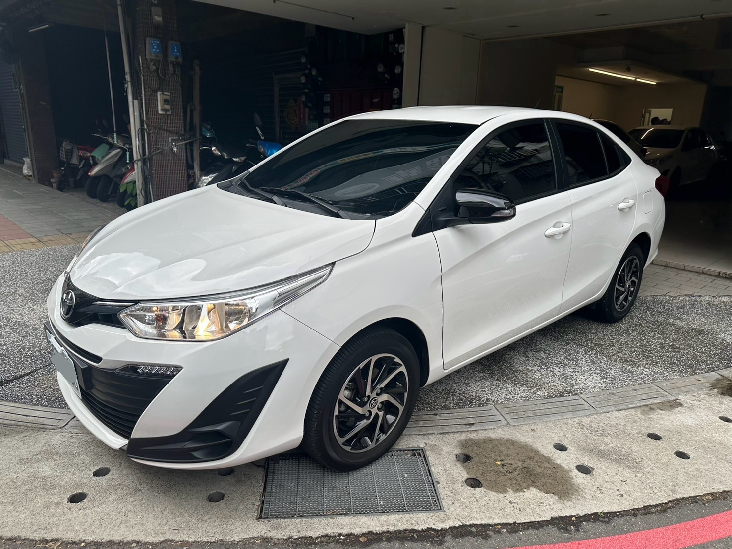 TOYOTA VIOS 1.5L 豪華 2023 Image 0