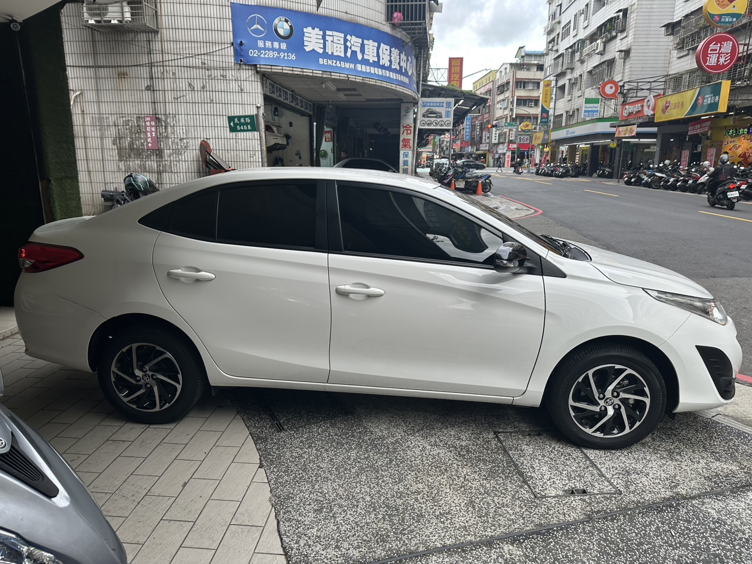 TOYOTA VIOS 1.5L 豪華 2023 Image 3