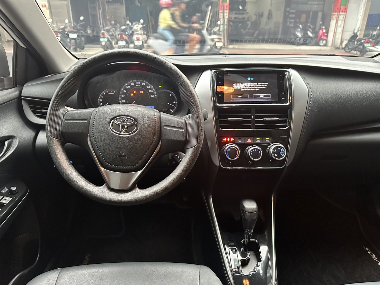 TOYOTA VIOS 1.5L 豪華 2023 Image 8