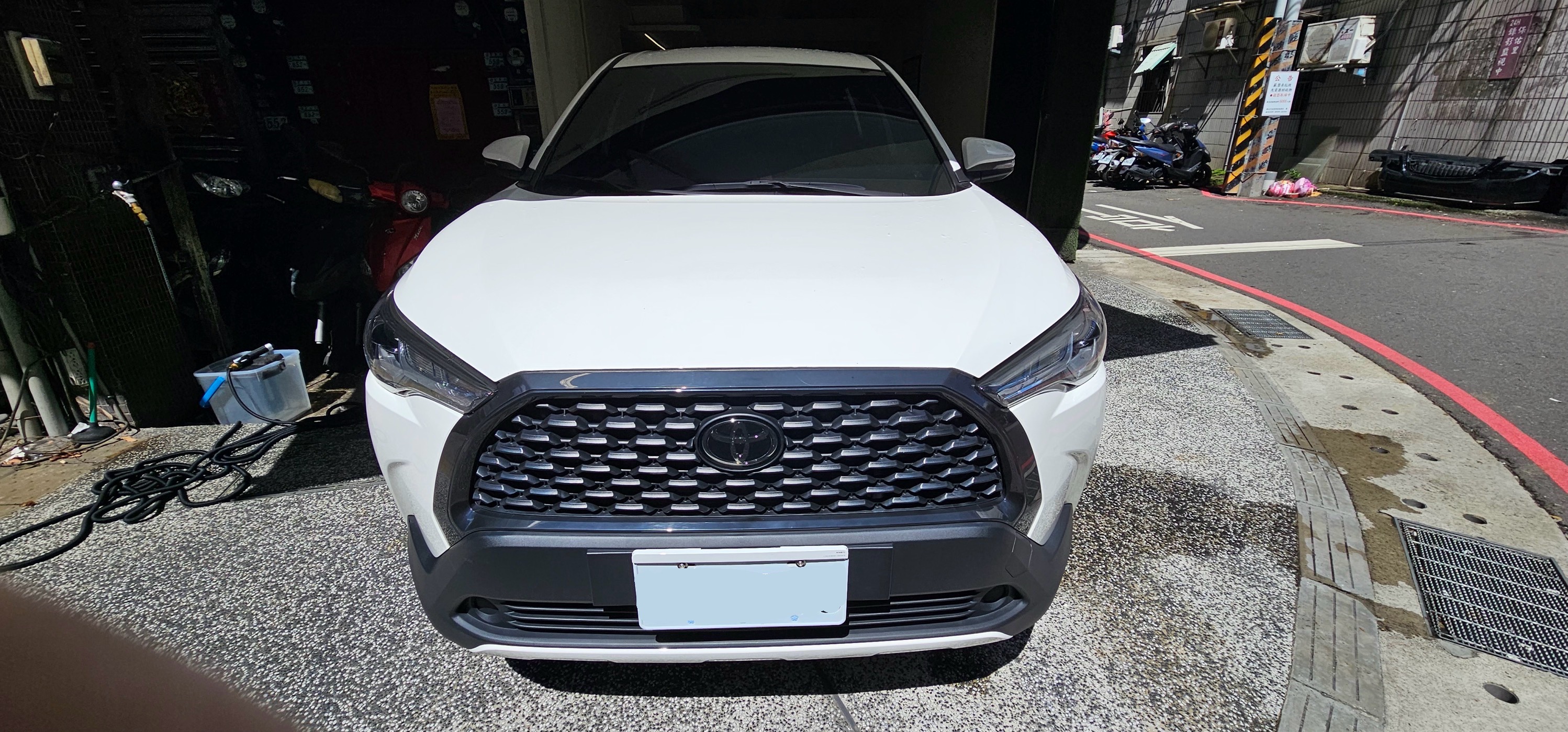 TOYOTA COROLLA CROSS 1.8L 豪華 2023 Image 2