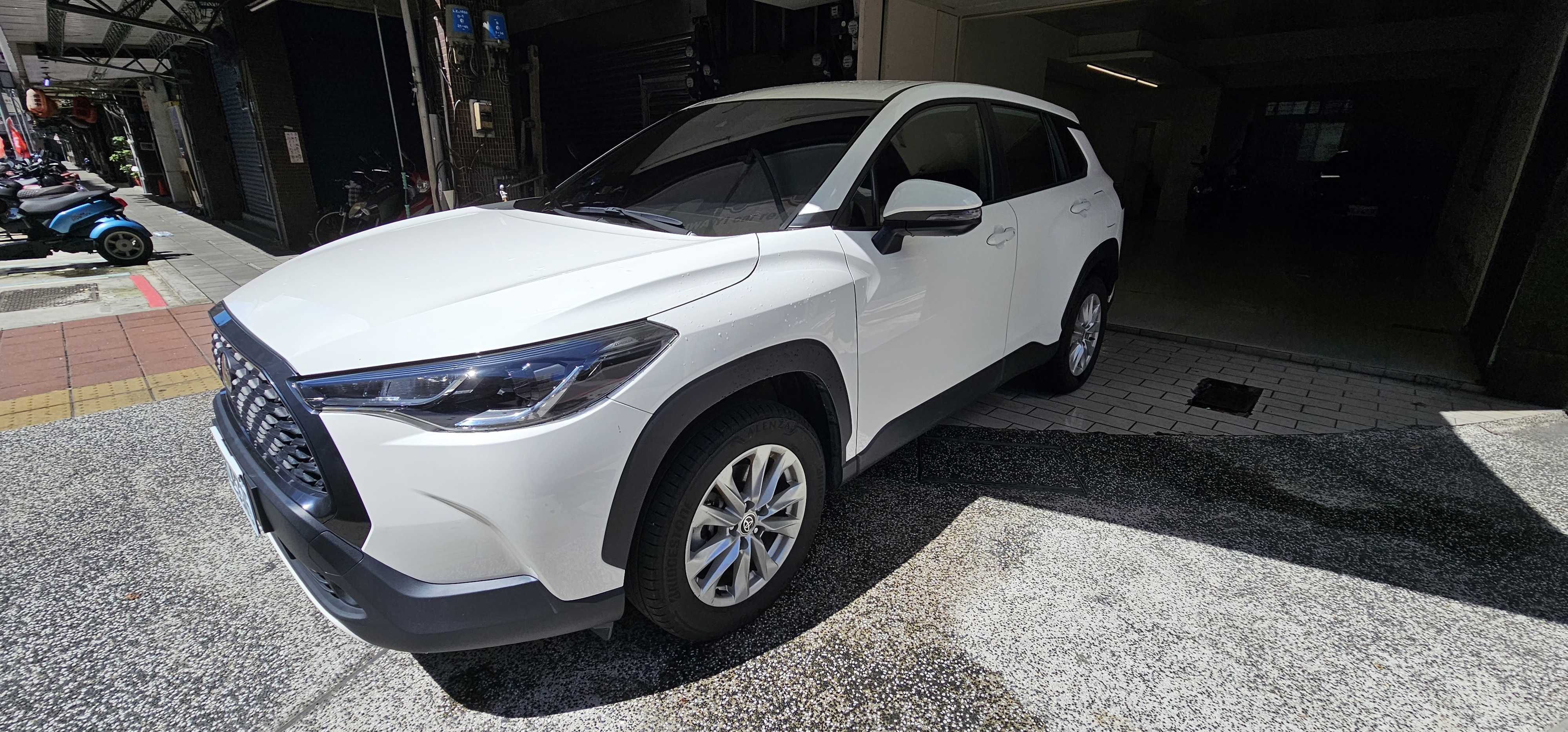 TOYOTA COROLLA CROSS 1.8L 豪華 2023 Image 7