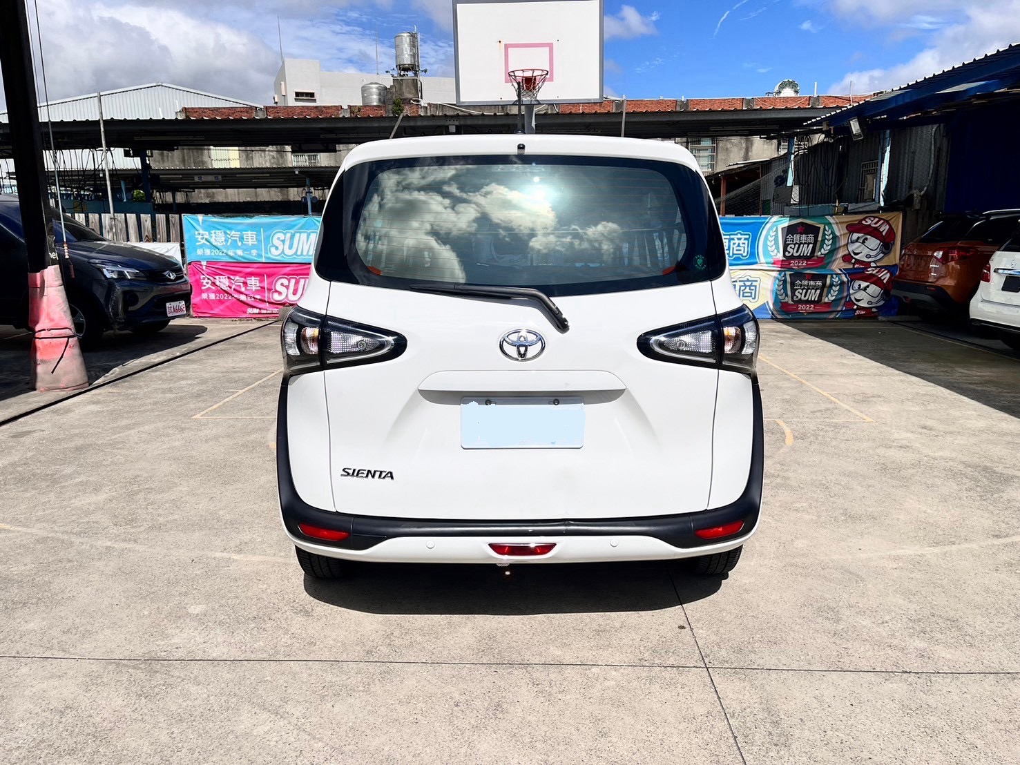 TOYOTA SIENTA 1.5L 豪華 2023 Image 5