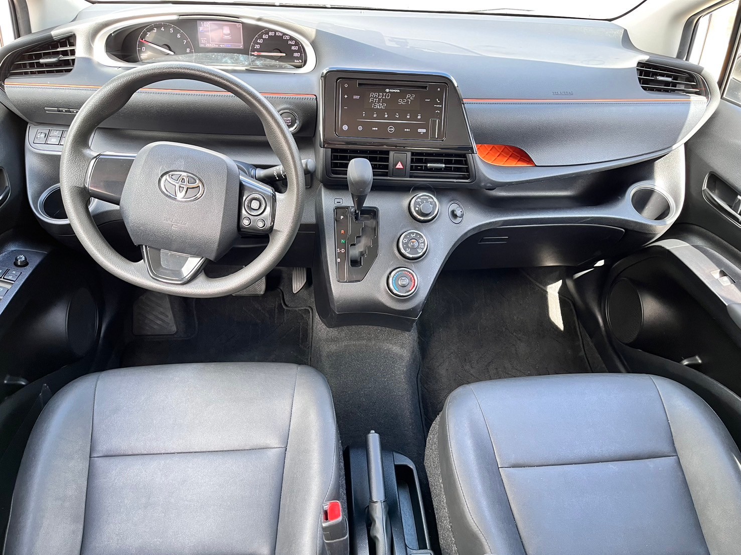 TOYOTA SIENTA 1.5L 豪華 2023 Image 8
