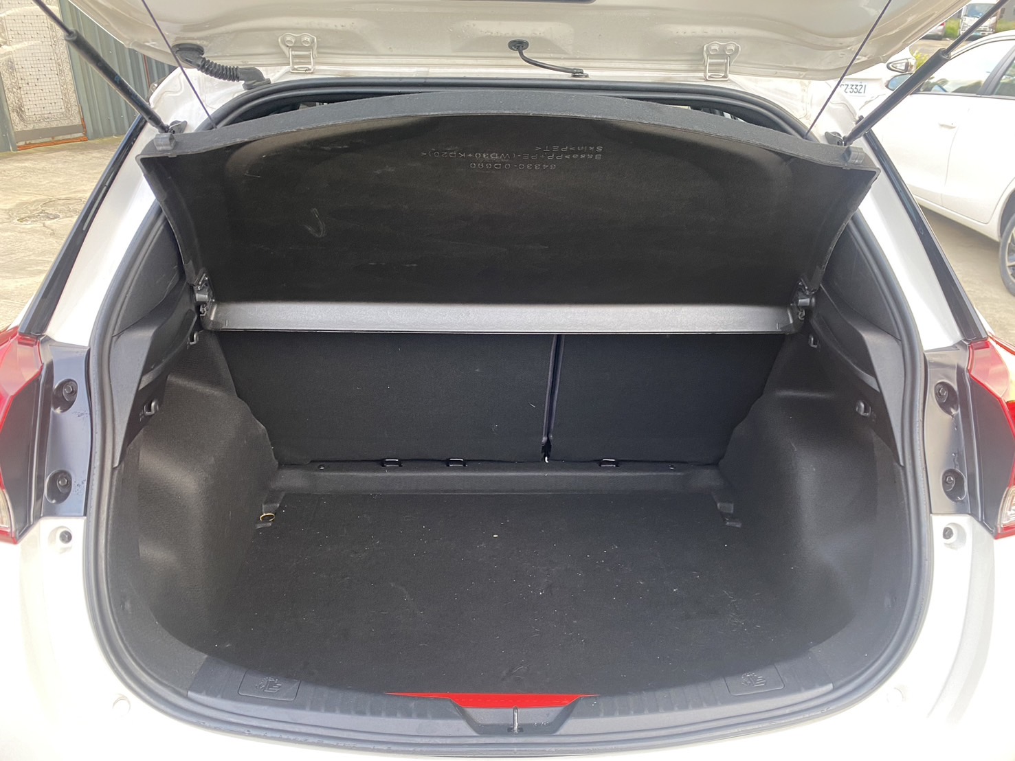 TOYOTA YARIS 1.5L 豪華 2023 Image 11