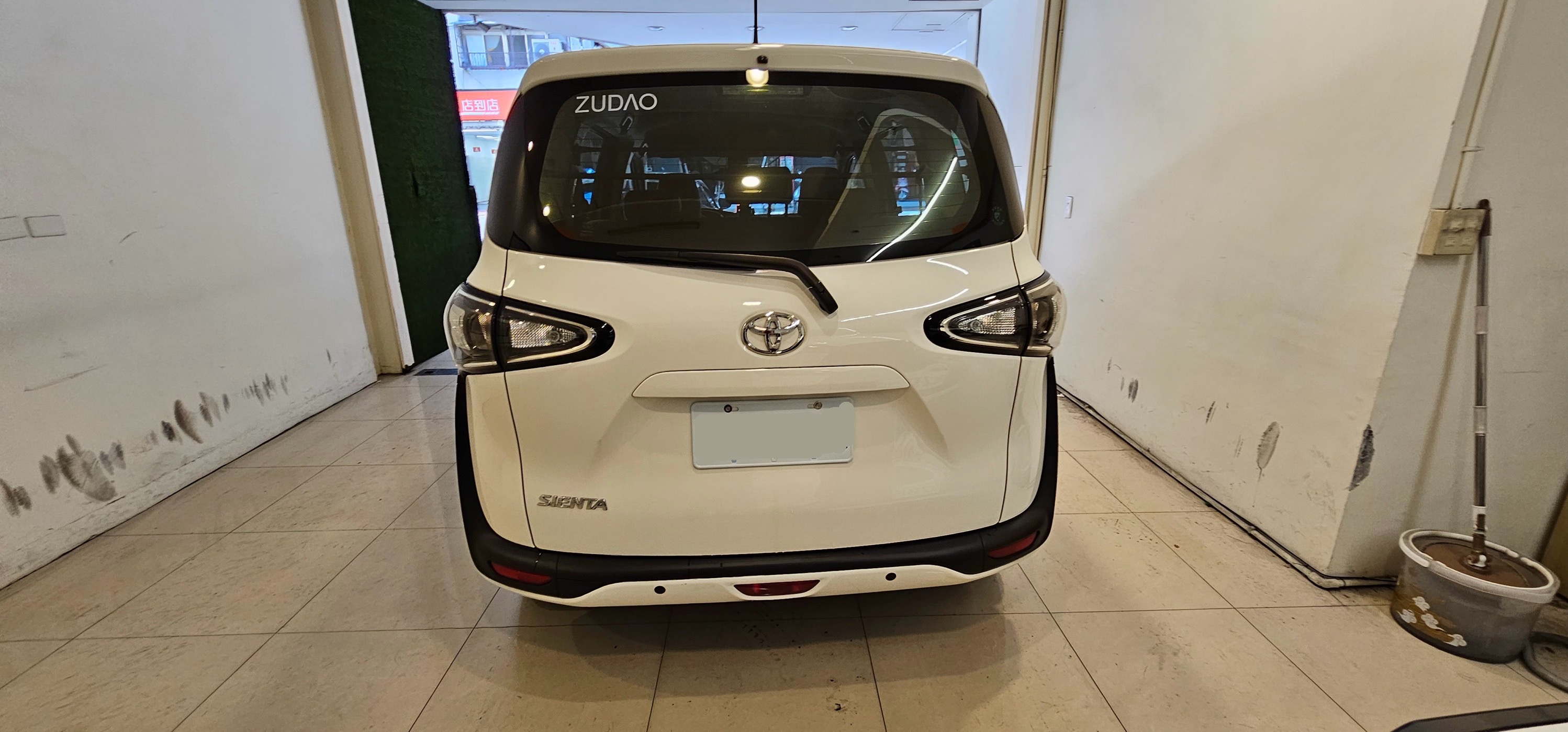 TOYOTA SIENTA 1.5L 豪華 2023 Image 5