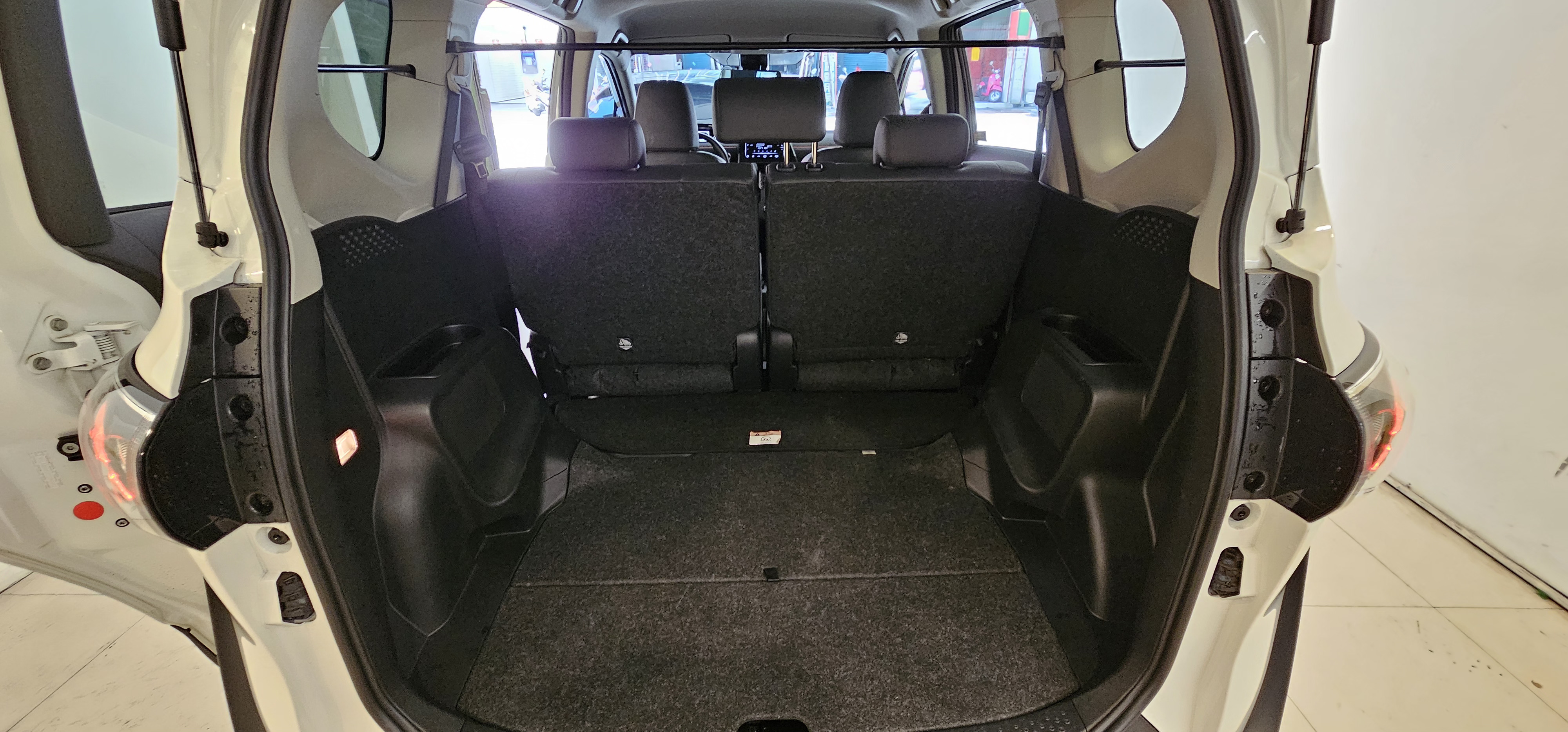 TOYOTA SIENTA 1.5L 豪華 2023 Image 11