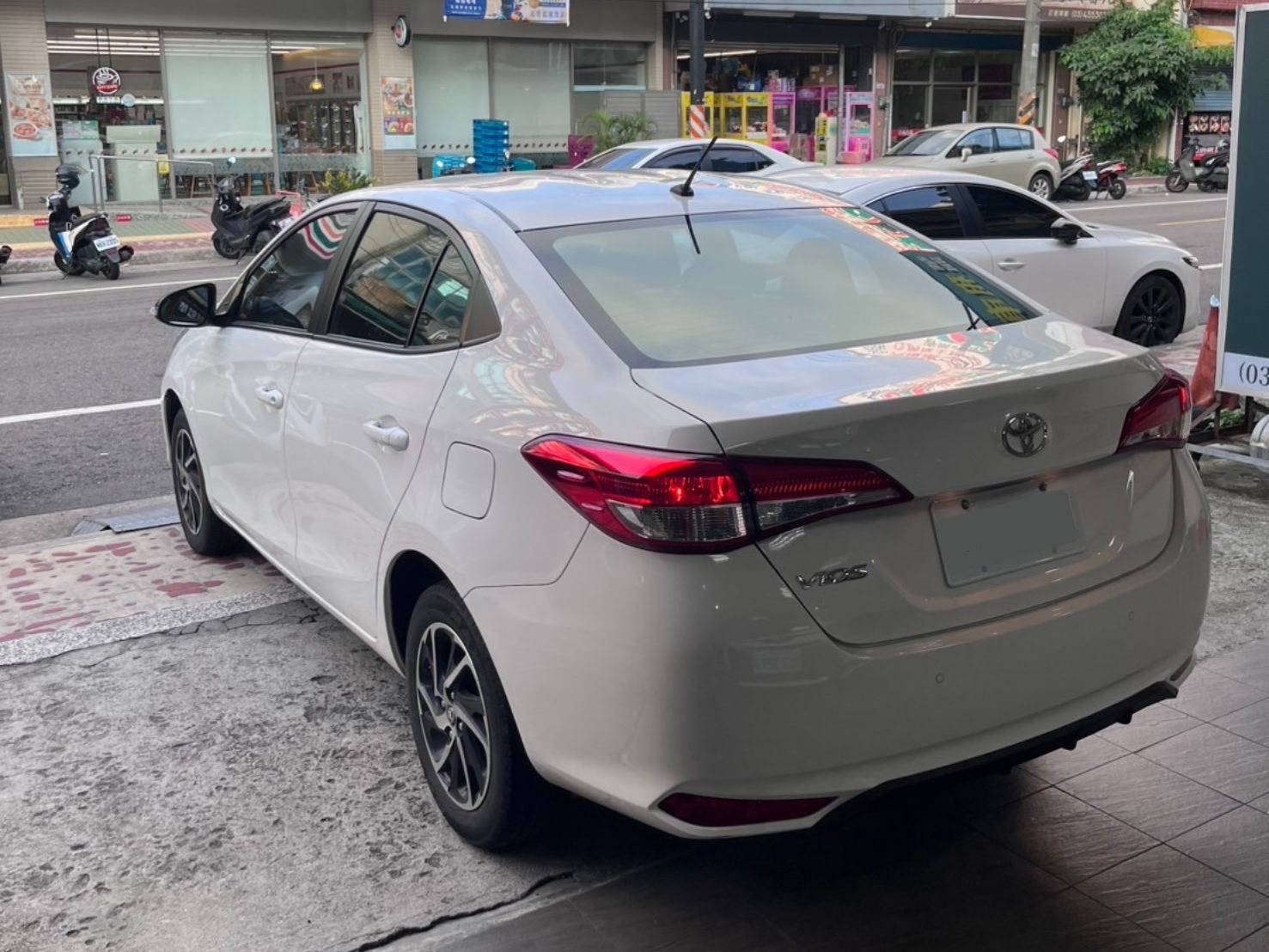 TOYOTA VIOS 1.5L 豪華 2023 Image 6