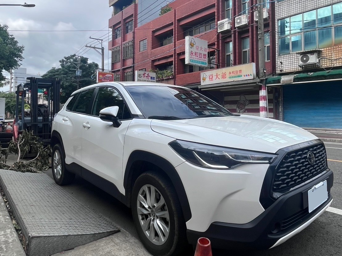 TOYOTA COROLLA CROSS 1.8L 豪華 2023 Image 1