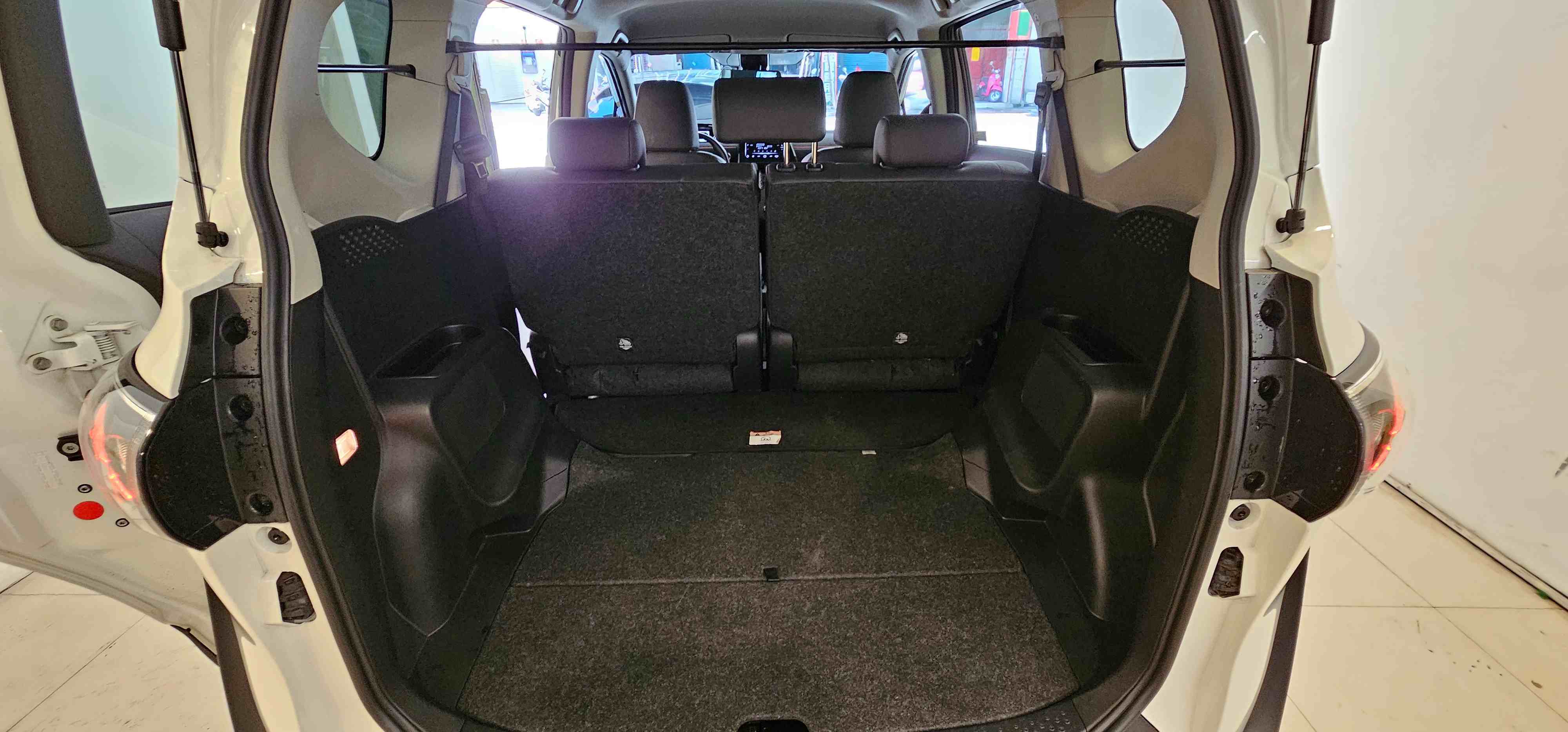 TOYOTA SIENTA 1.5L 豪華 2023 Image 11