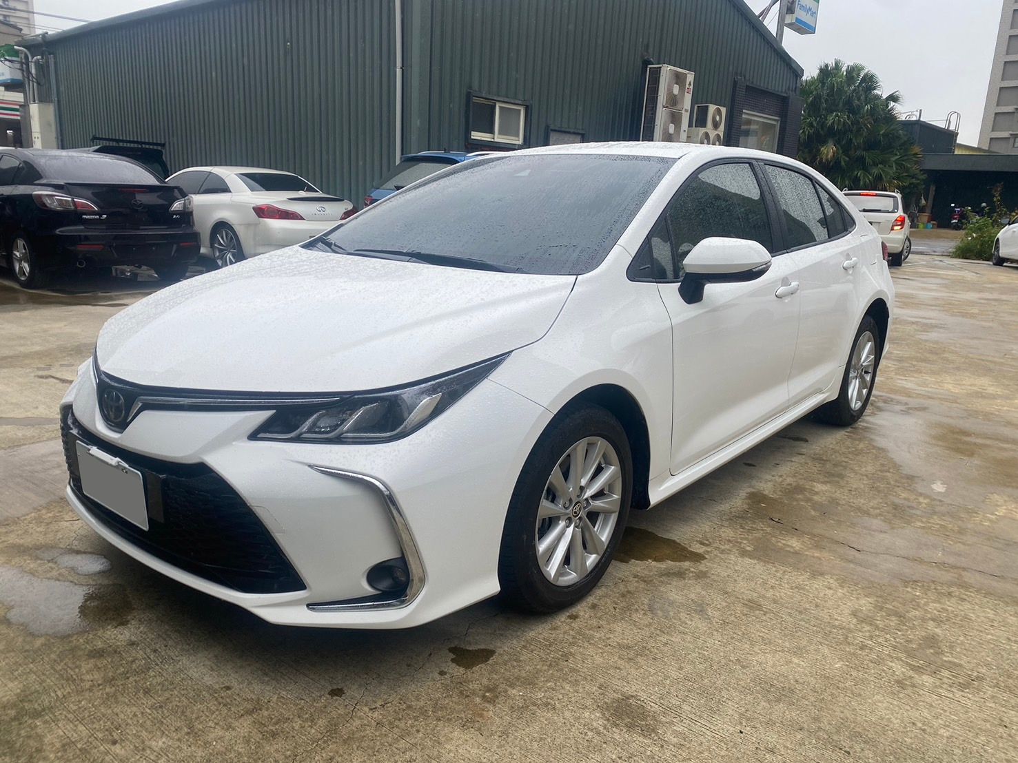 TOYOTA ALTIS 1.8L 豪華 2023 Image 1