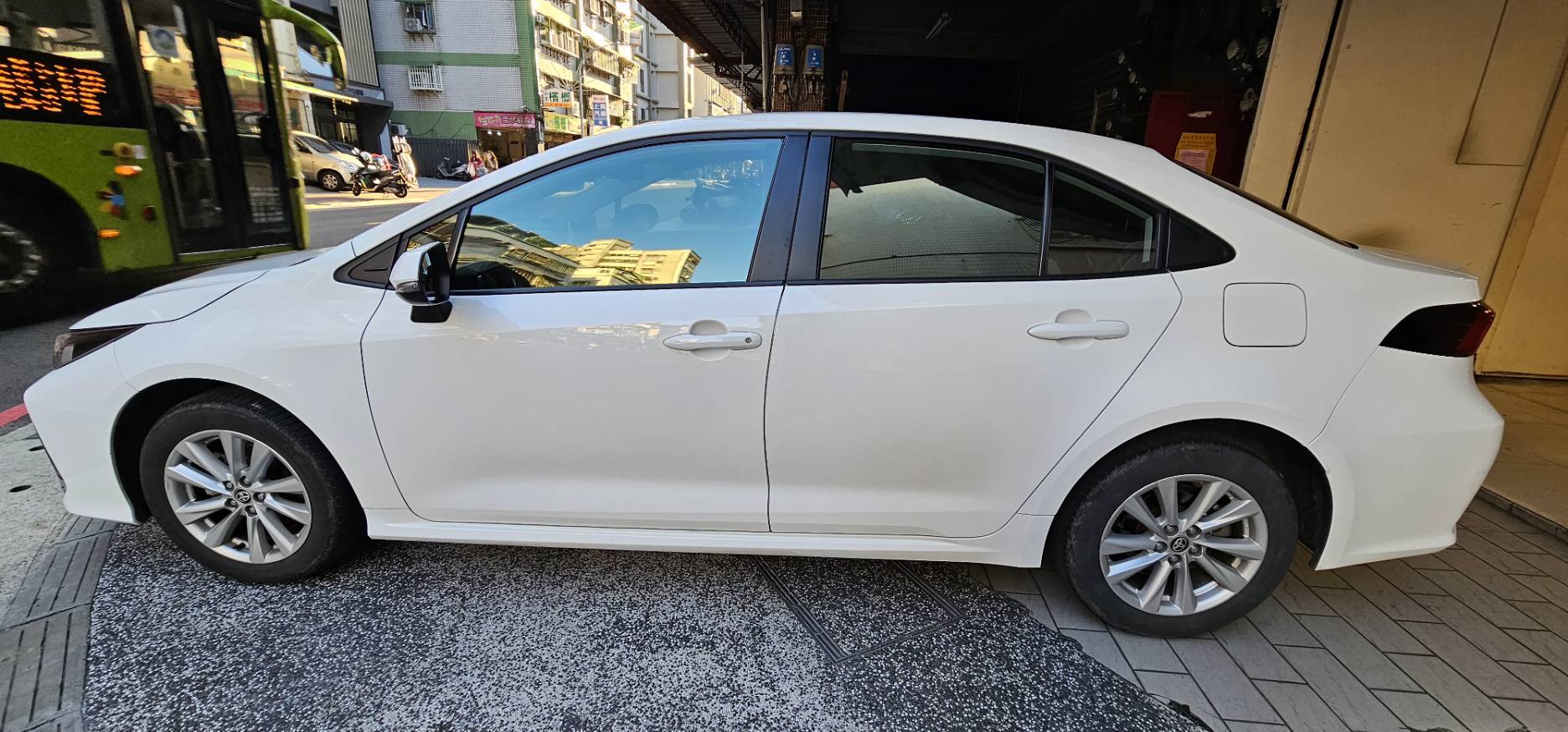 TOYOTA ALTIS 1.8L 豪華 2023 Image 7