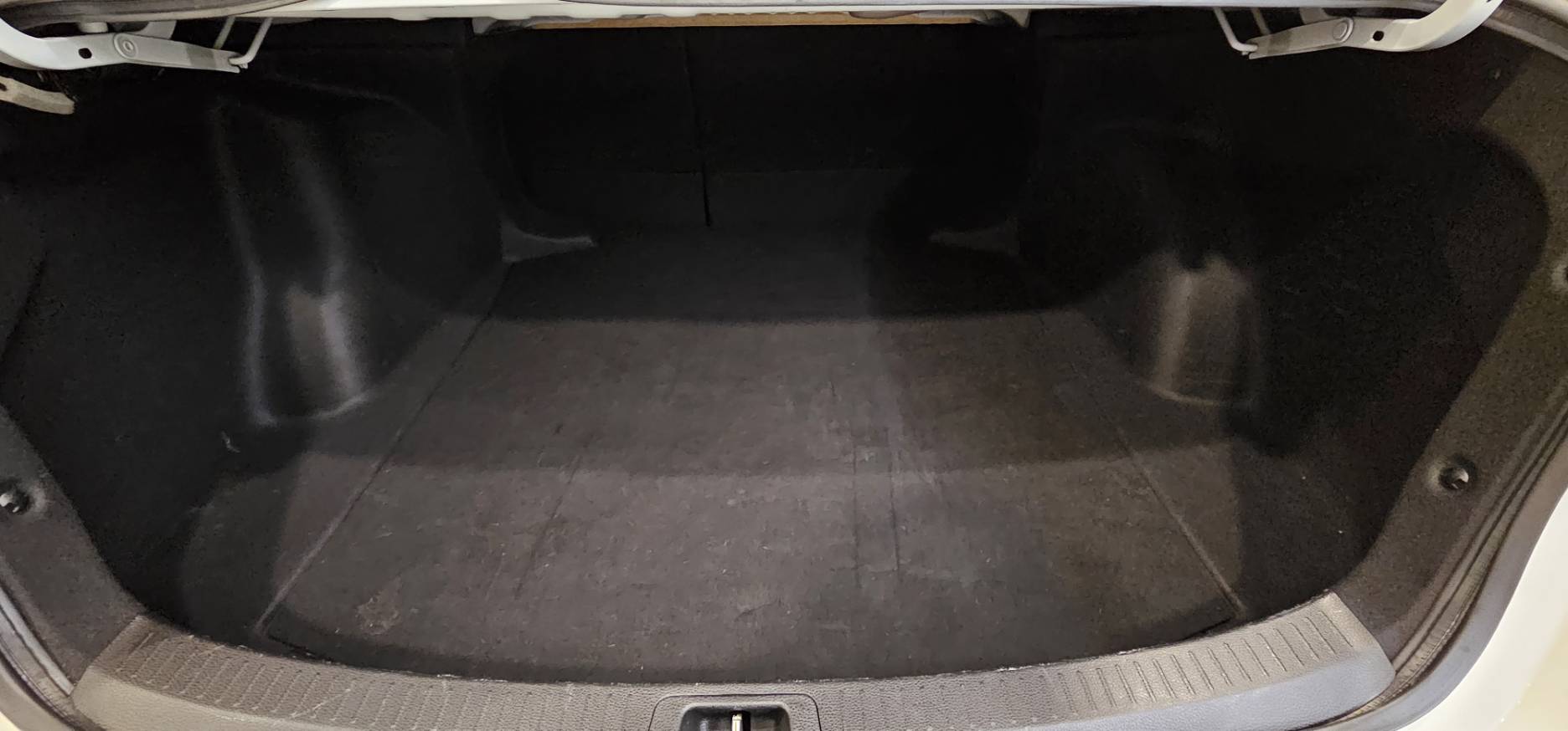 TOYOTA ALTIS 1.8L 豪華 2023 Image 11