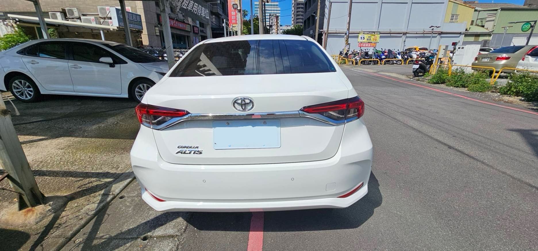 TOYOTA ALTIS 1.8L 豪華 2023 Image 5