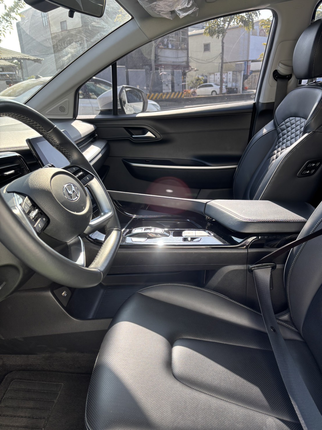 Hyundai Custin2.0 C 2022 Image 4