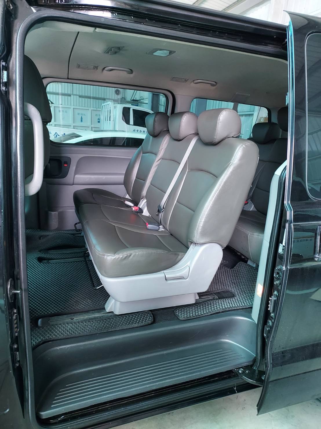 Hyundai STAREX 2.5 尊貴版 2018 Image 6