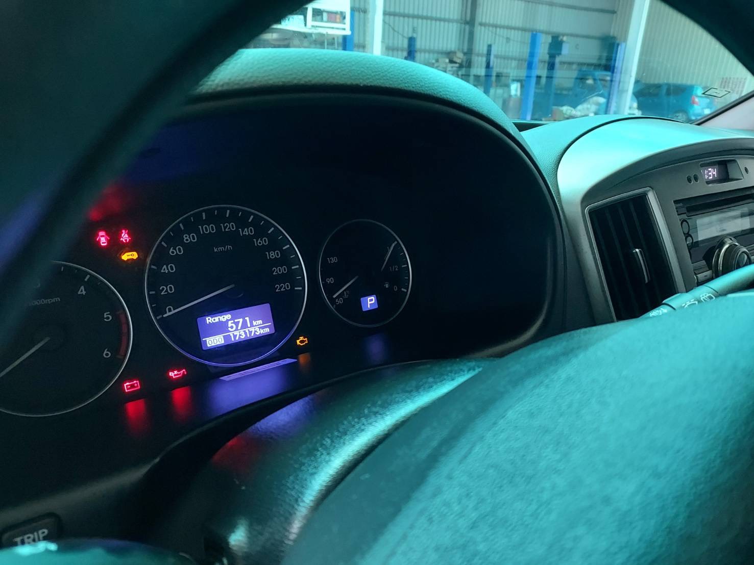 Hyundai STAREX 2.5 尊貴版 2018 Image 3