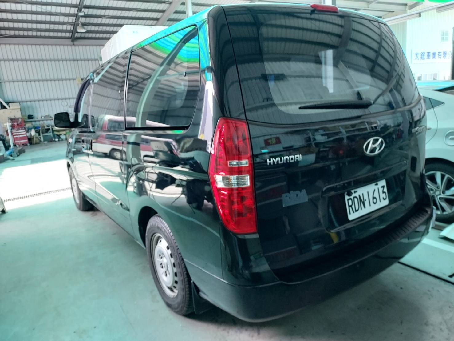 Hyundai STAREX 2.5 尊貴版 2018 Image 2