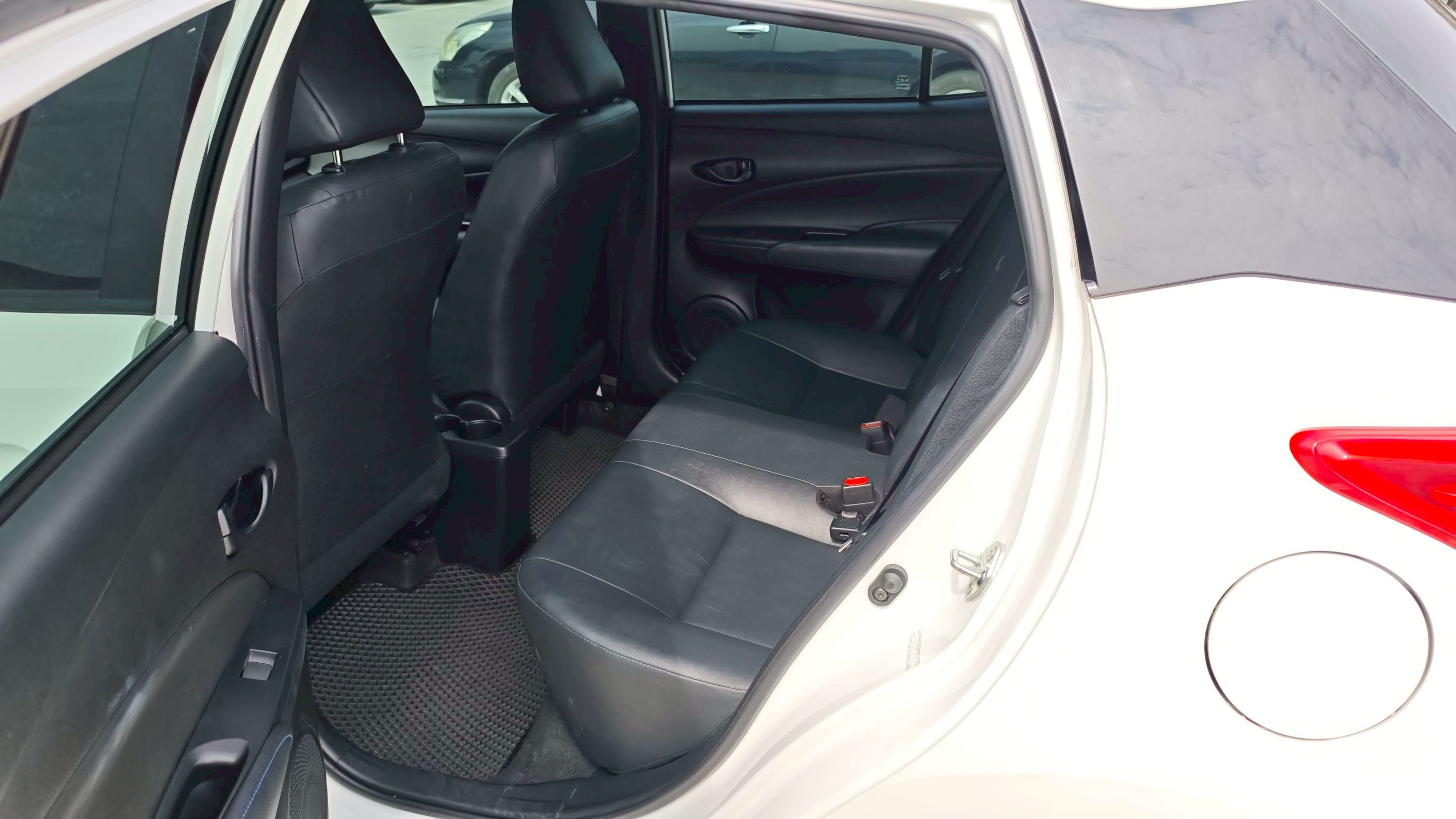 TOYOTA YARIS 1.5 2022 Image 9