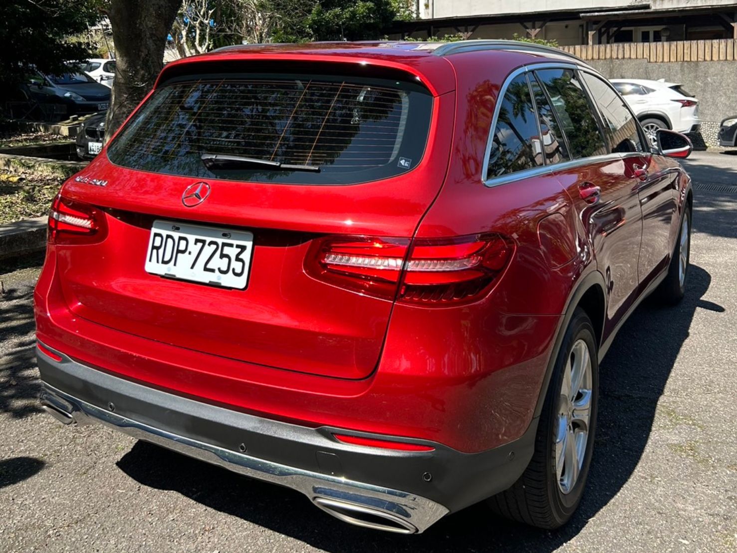 Mercedes-Benz GLC200 2.0L 2018 Image 4